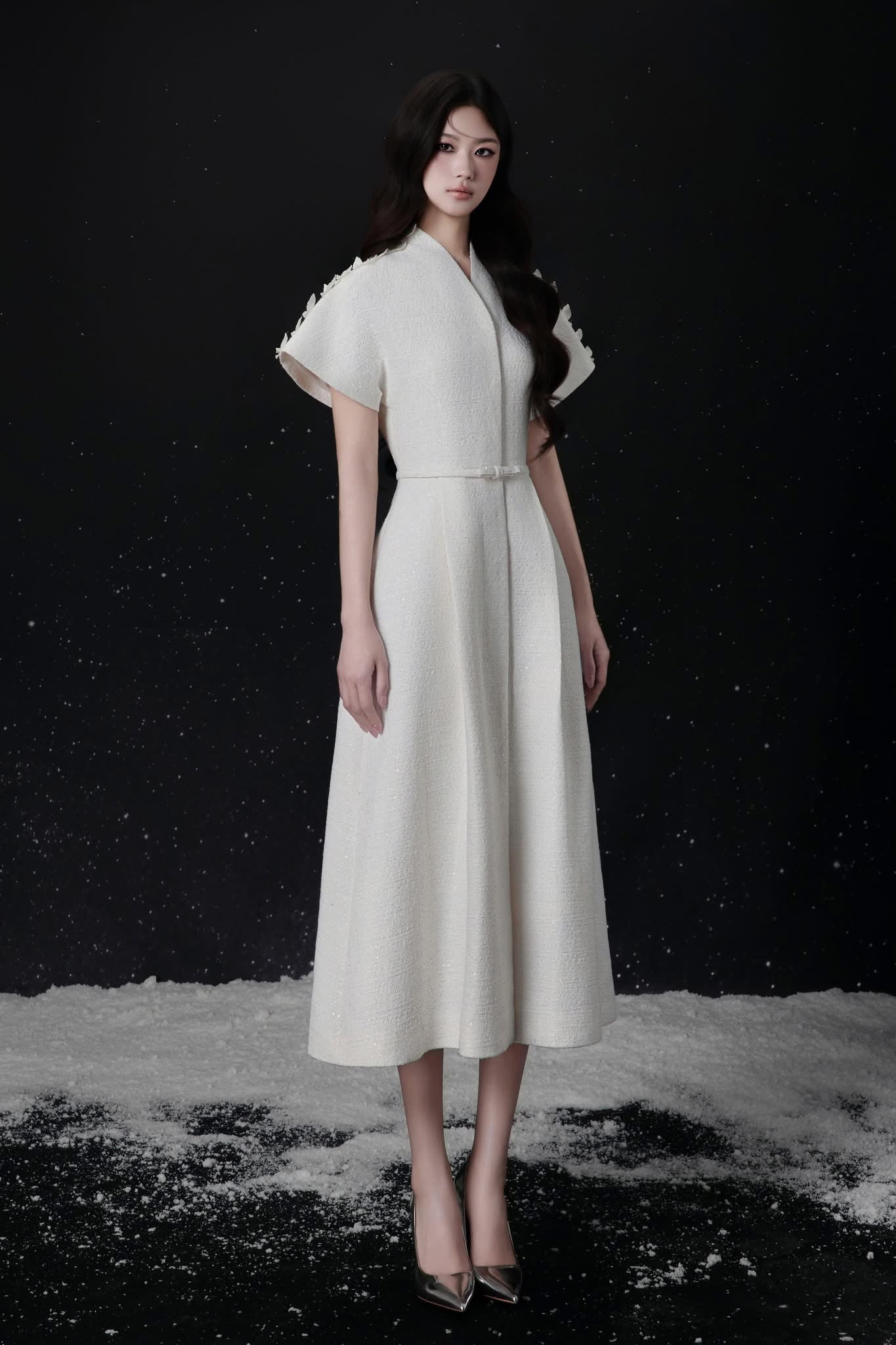 Raffiné ELLE BUTTERFLY SHOULDER WRAP MIDI DRESS (WHITE)