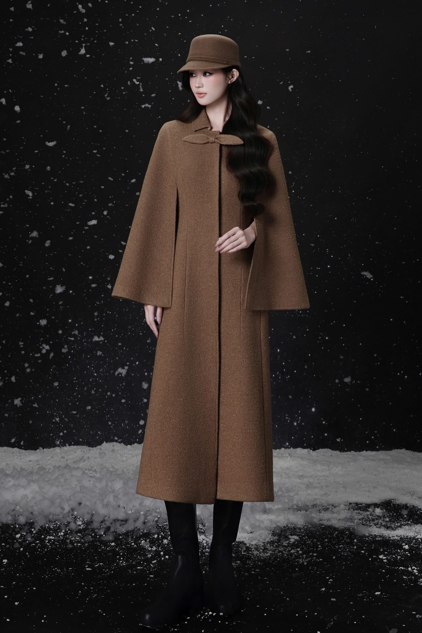 Raffiné MALIS BOW-COLLAR CAPELESS LONG COAT