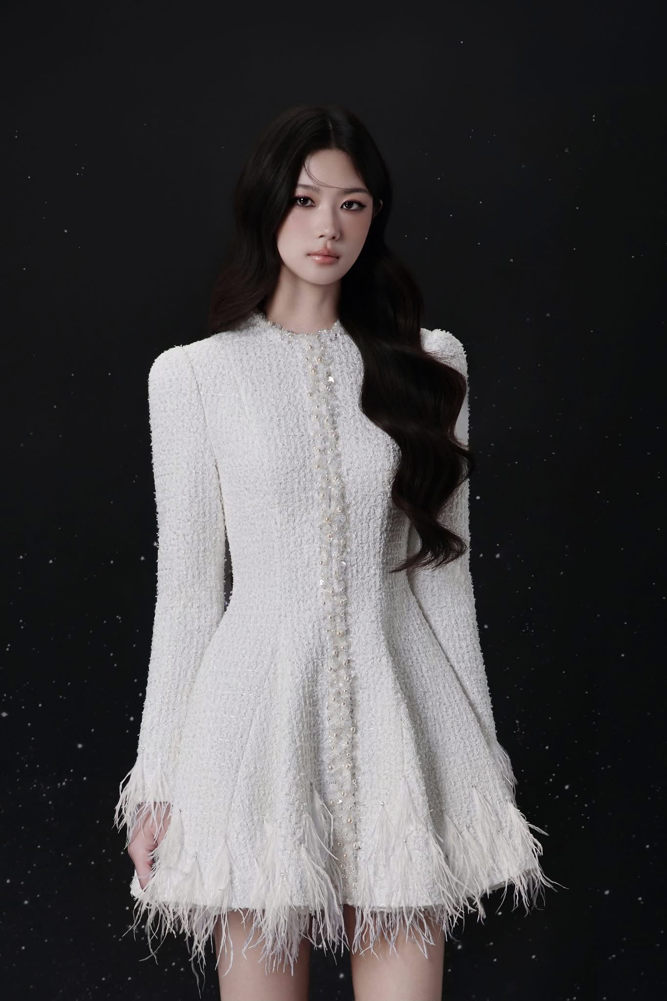 Raffiné LUSTRE FEATHER HEM TWEED MINI DRESS