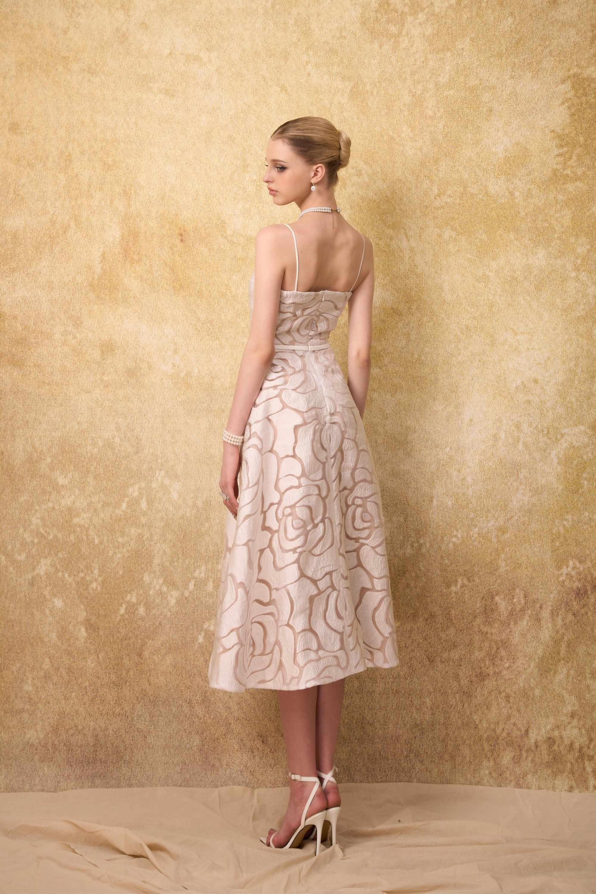Calista GRANDEUR A-line Calf Length Dress