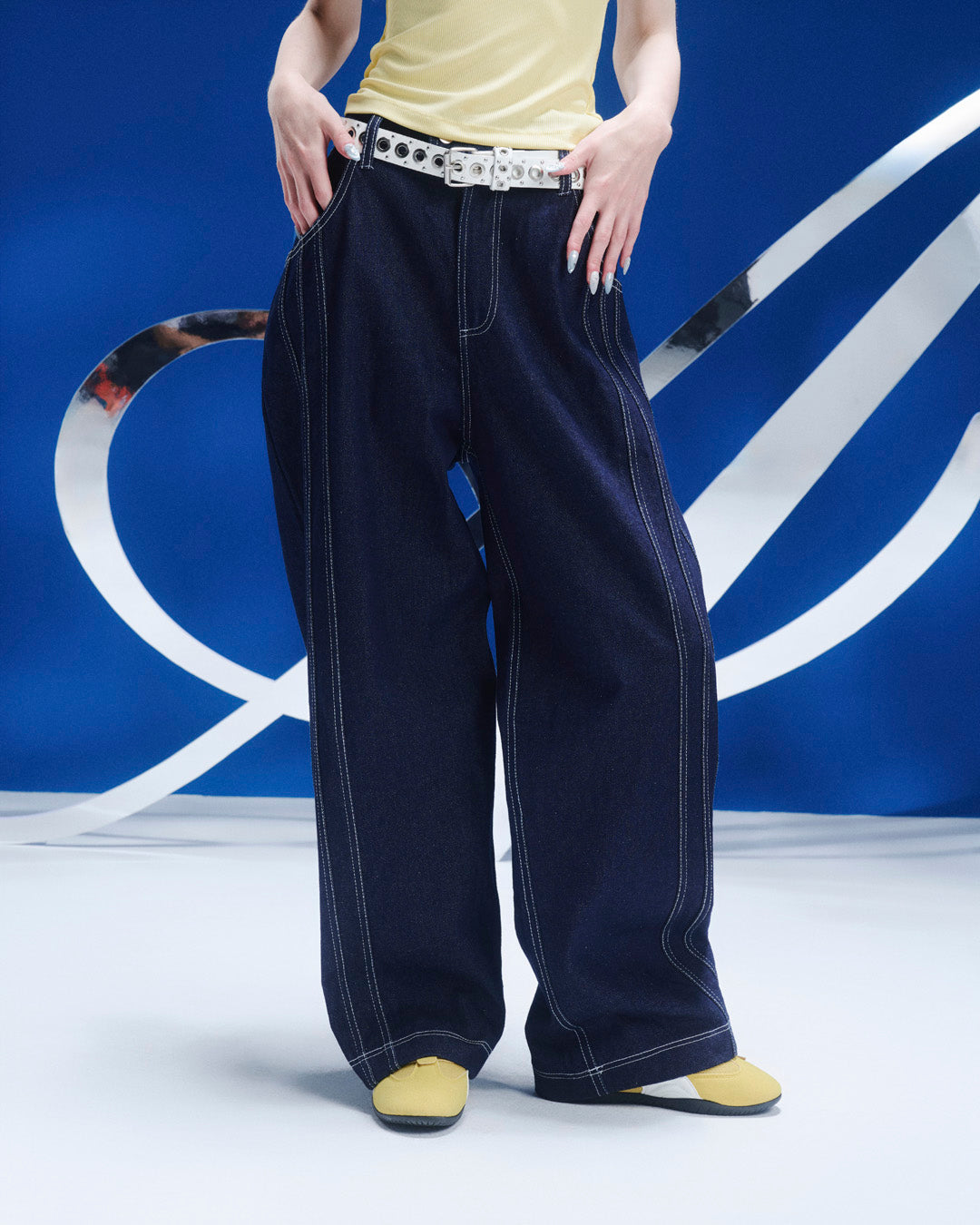 Aiai Studio Bebou Top & Aiaiverse Jean & Aiai Season Shirt