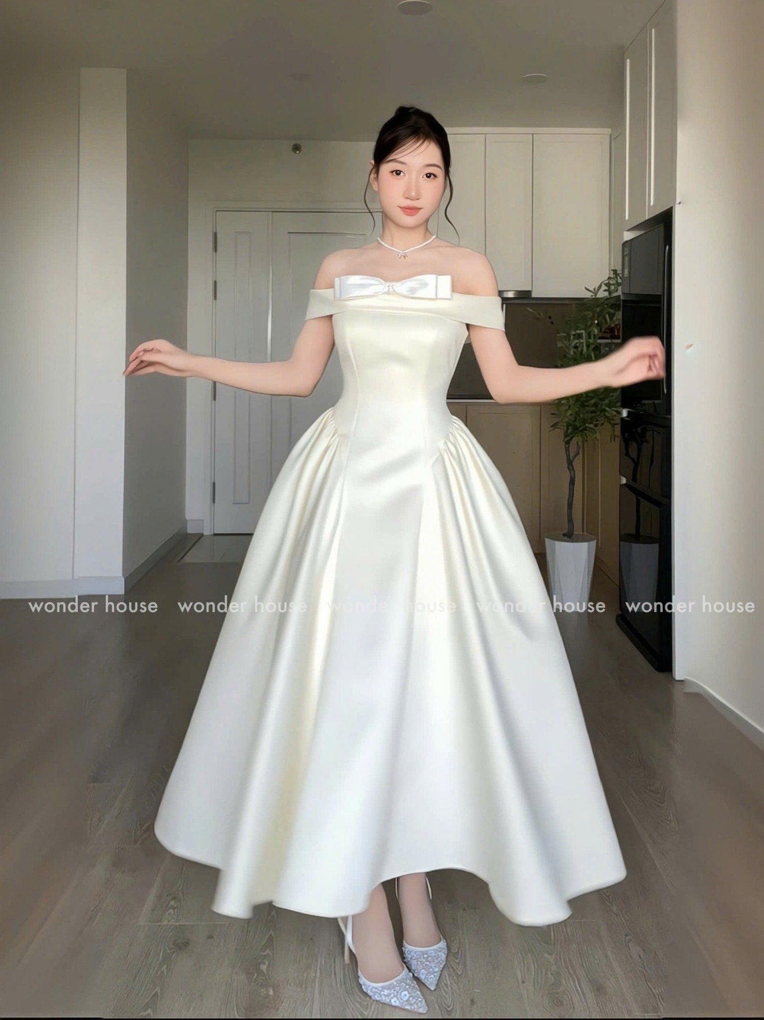 WONDER HOUSE Bella Dress