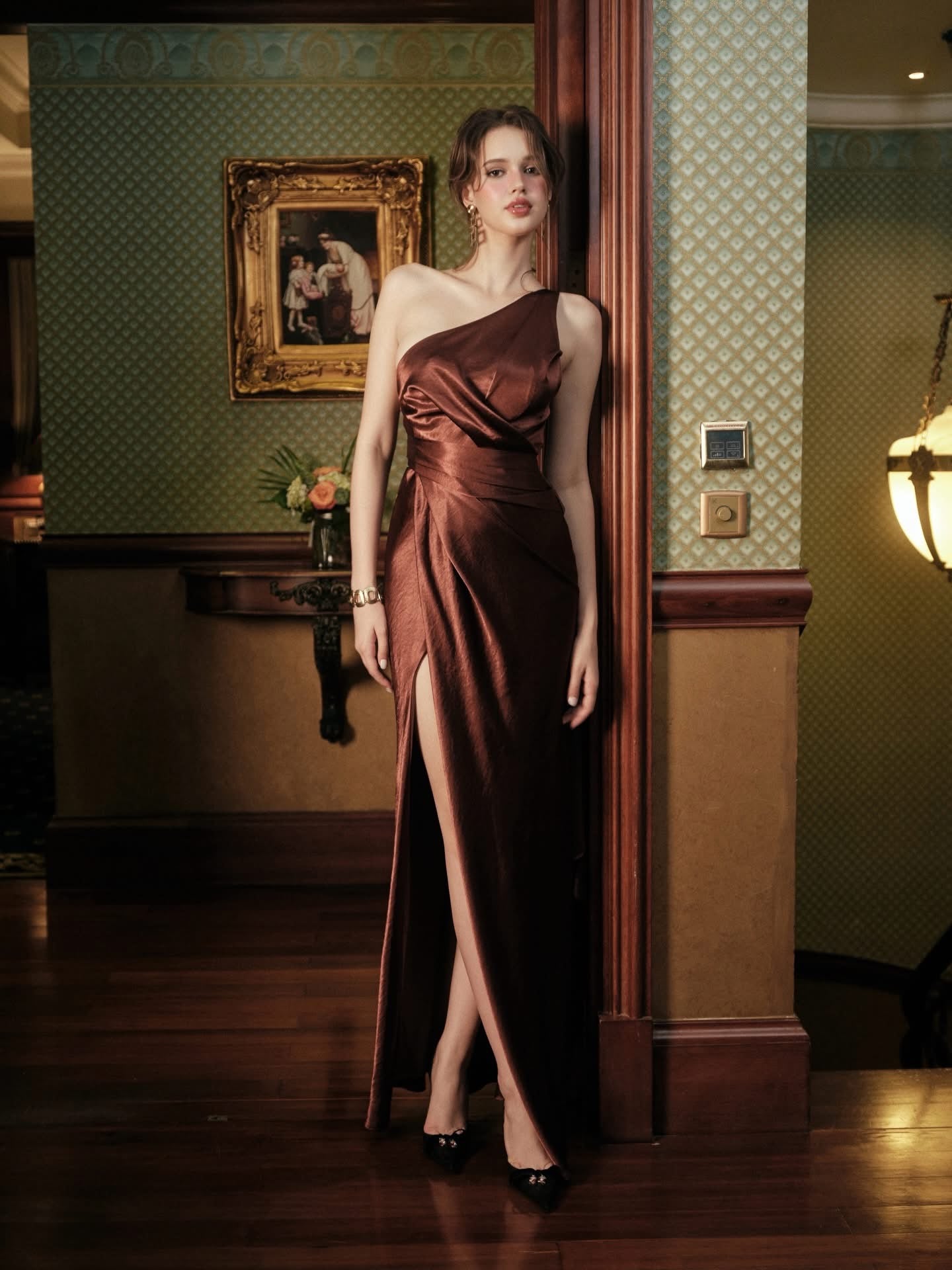 Kisserine AVON DRESS