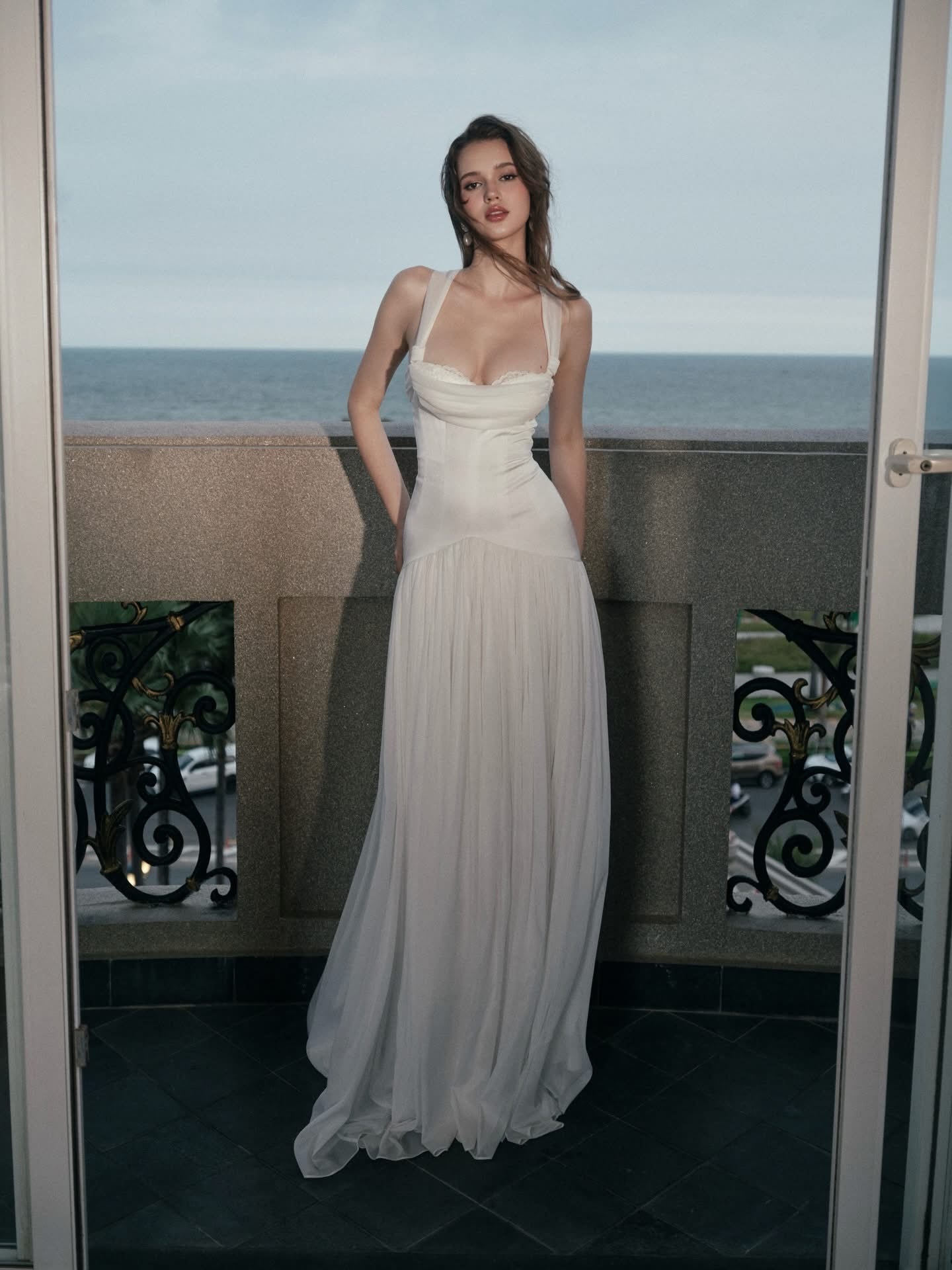 Kisserine CAMILLA GOWN