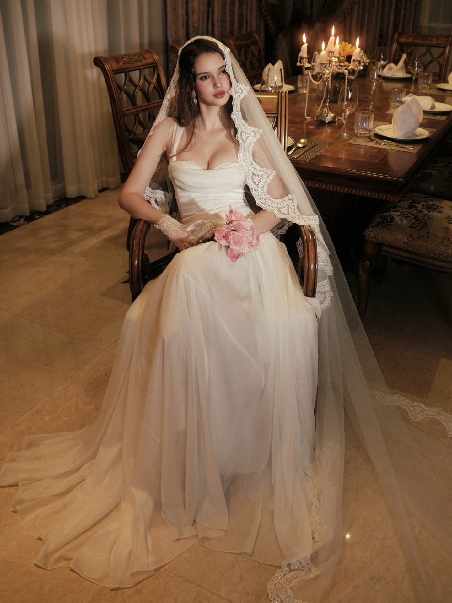 Kisserine CAMILLA GOWN