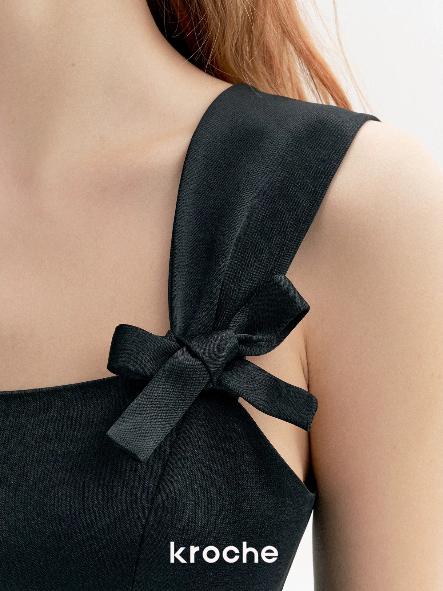 Kroche 3D bow satin dress