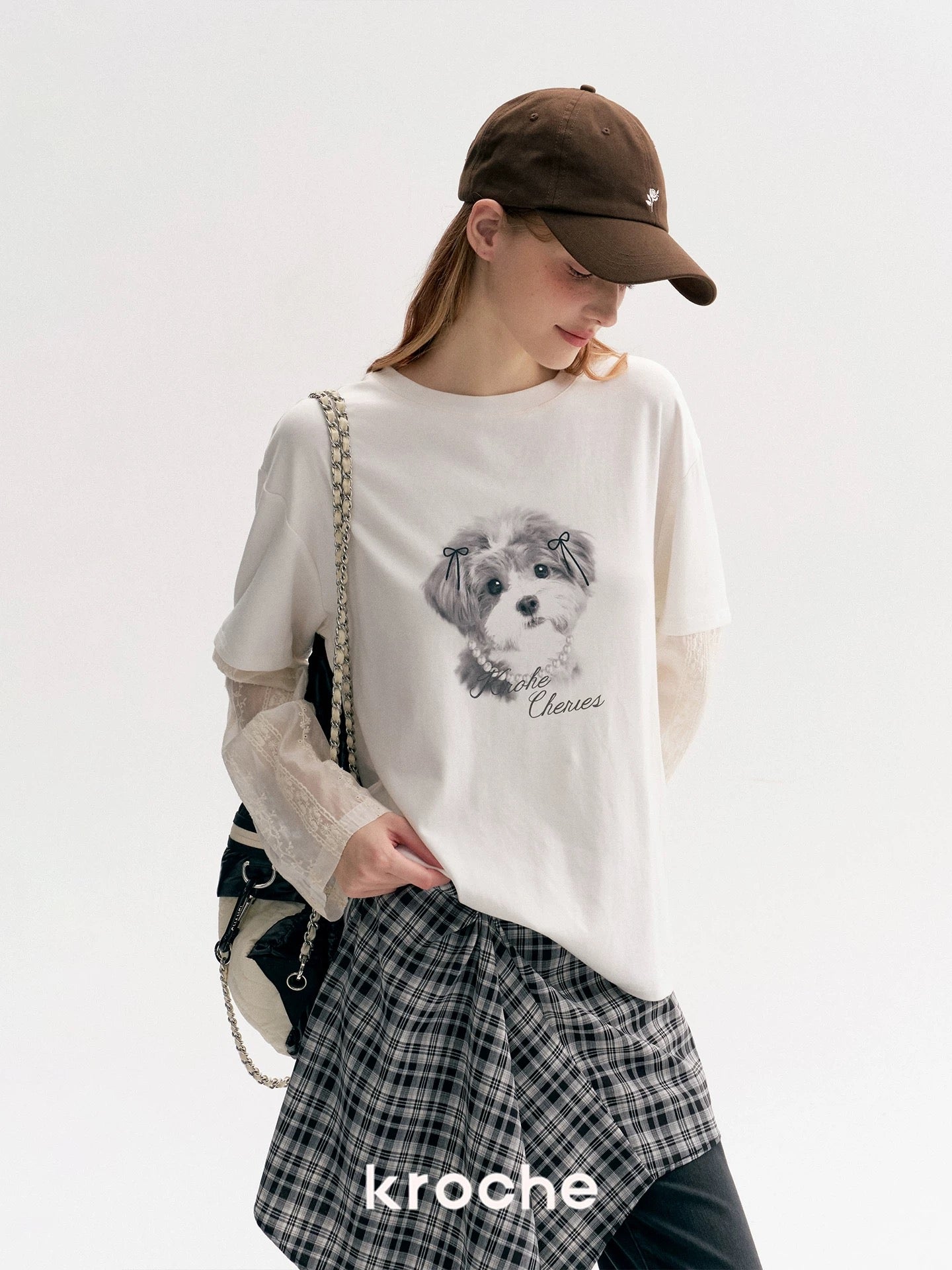 Kroche Hand drawn dog embroidery patchwork long sleeved T-shirt