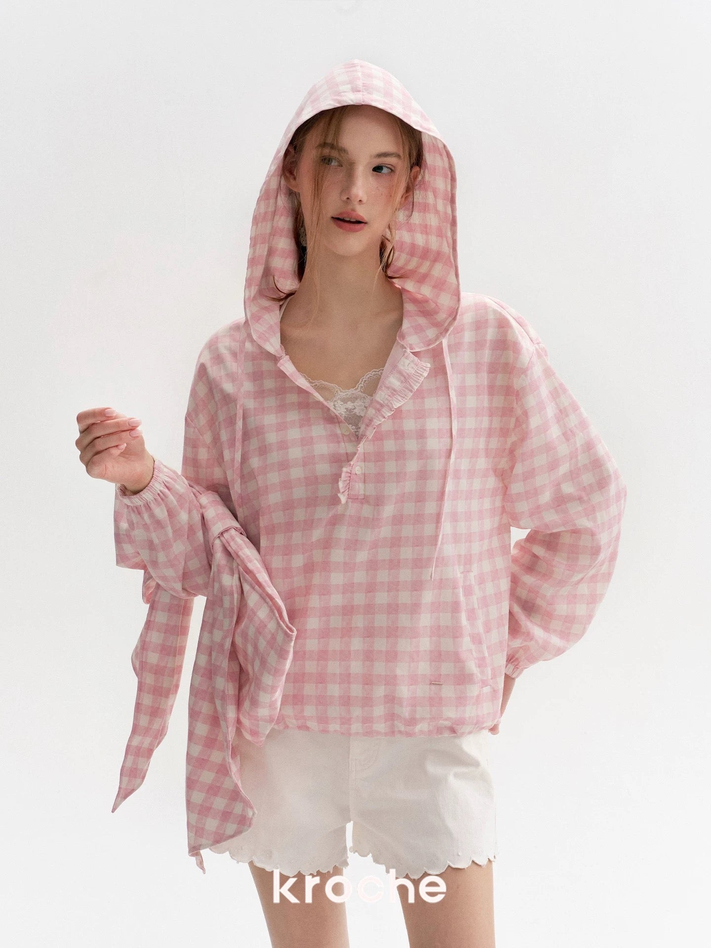 Kroche Plaid hooded loose fitting pullover top