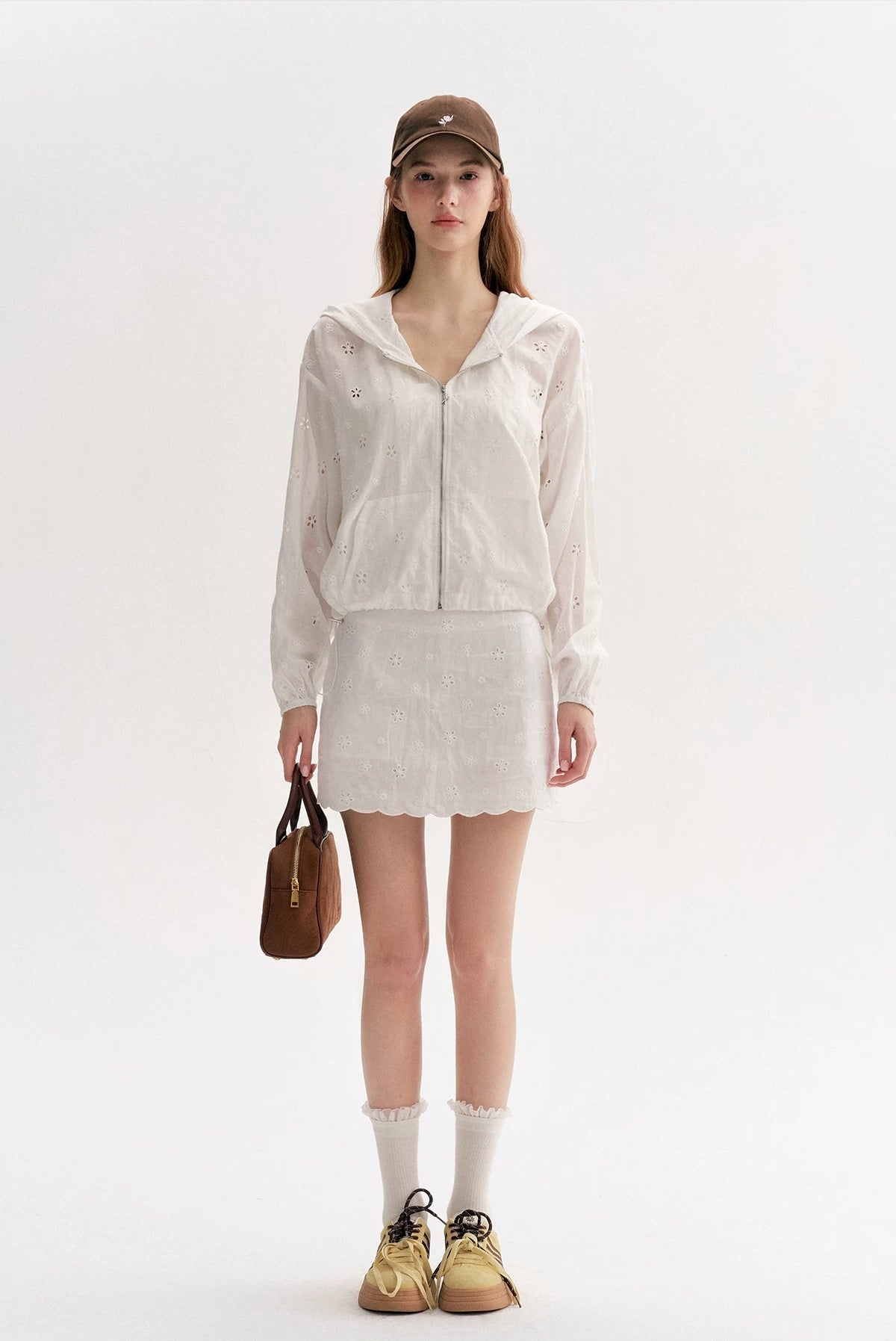 Kroche Lace loose short hooded jacket