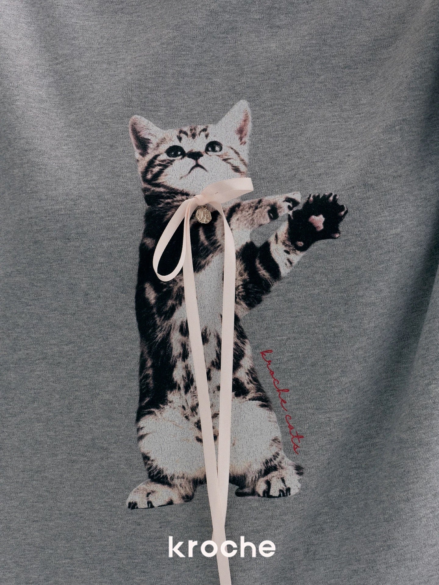 Kroche Cat printed loose long sleeved T-shirt