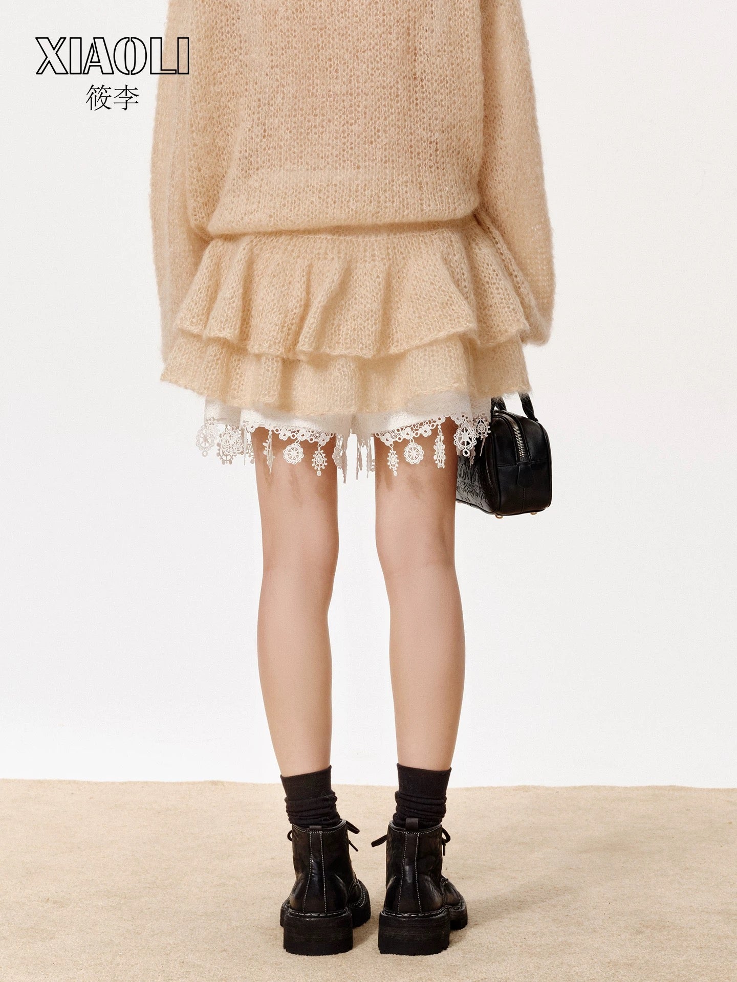 XIAOLI Solid color knitted skirt (Beige)