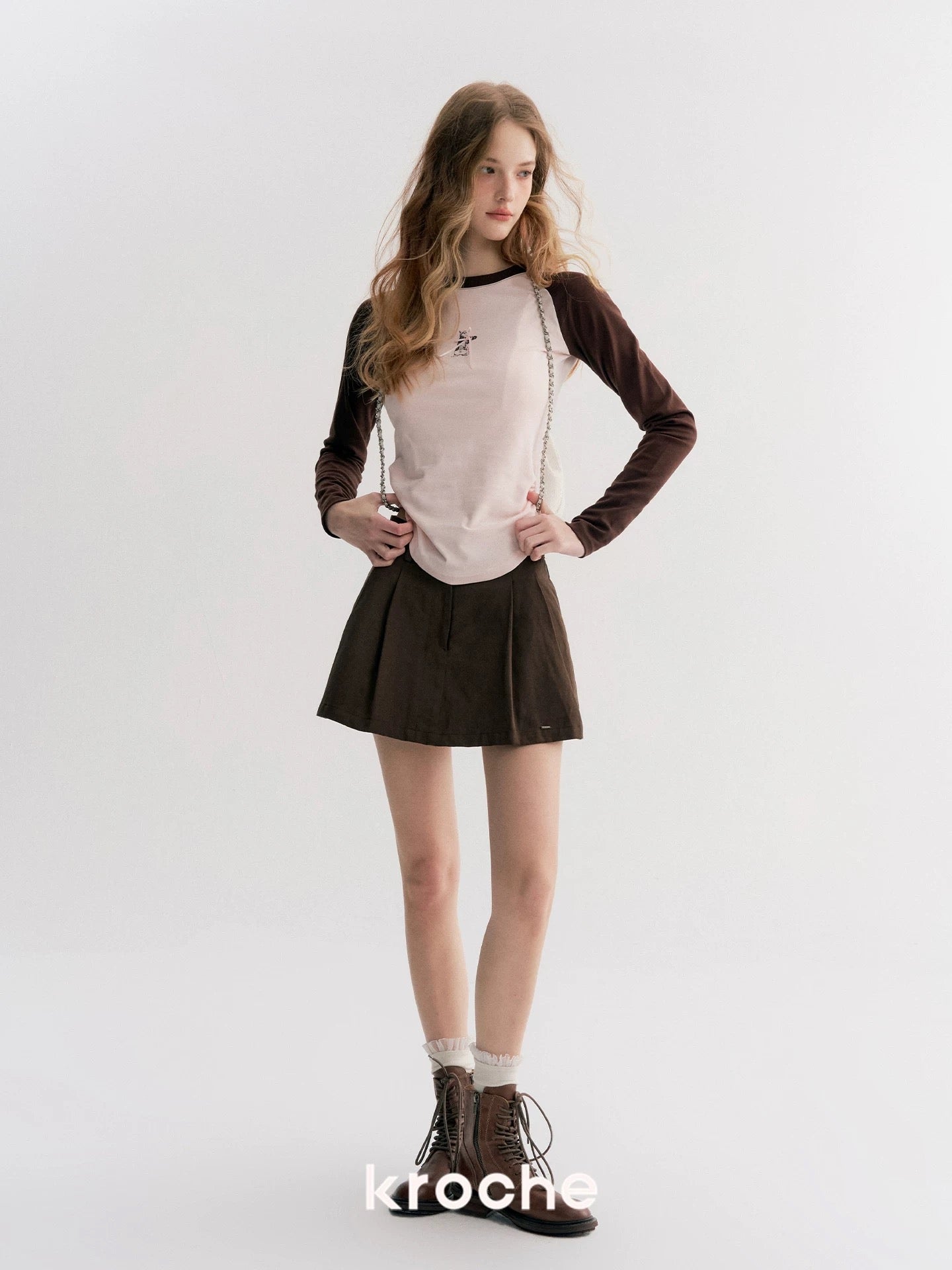 Kroche Color blocking long sleeved slim fit T-shirt