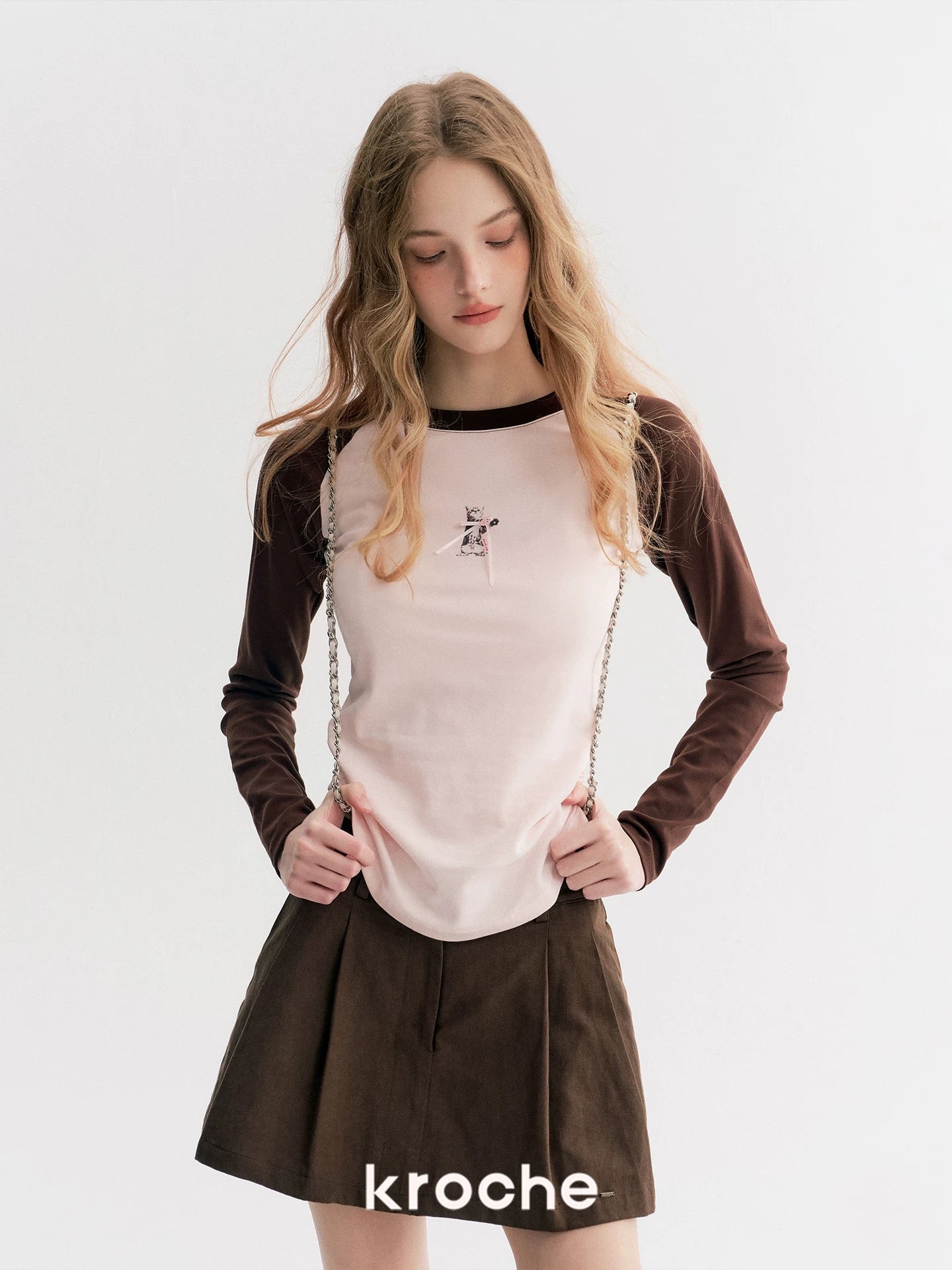 Kroche Color blocking long sleeved slim fit T-shirt