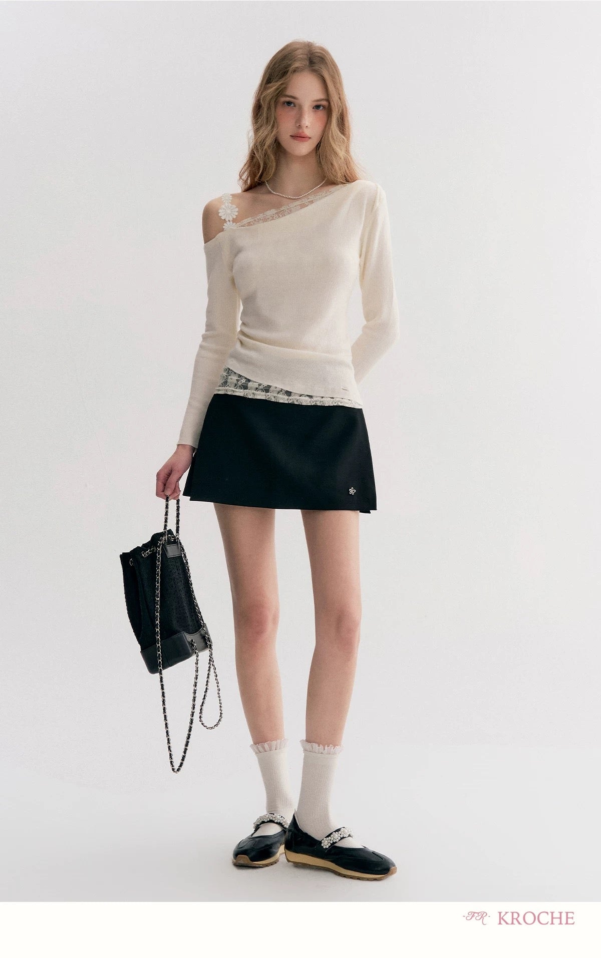 Kroche Fake two piece lace patchwork long sleeved knitted sweater
