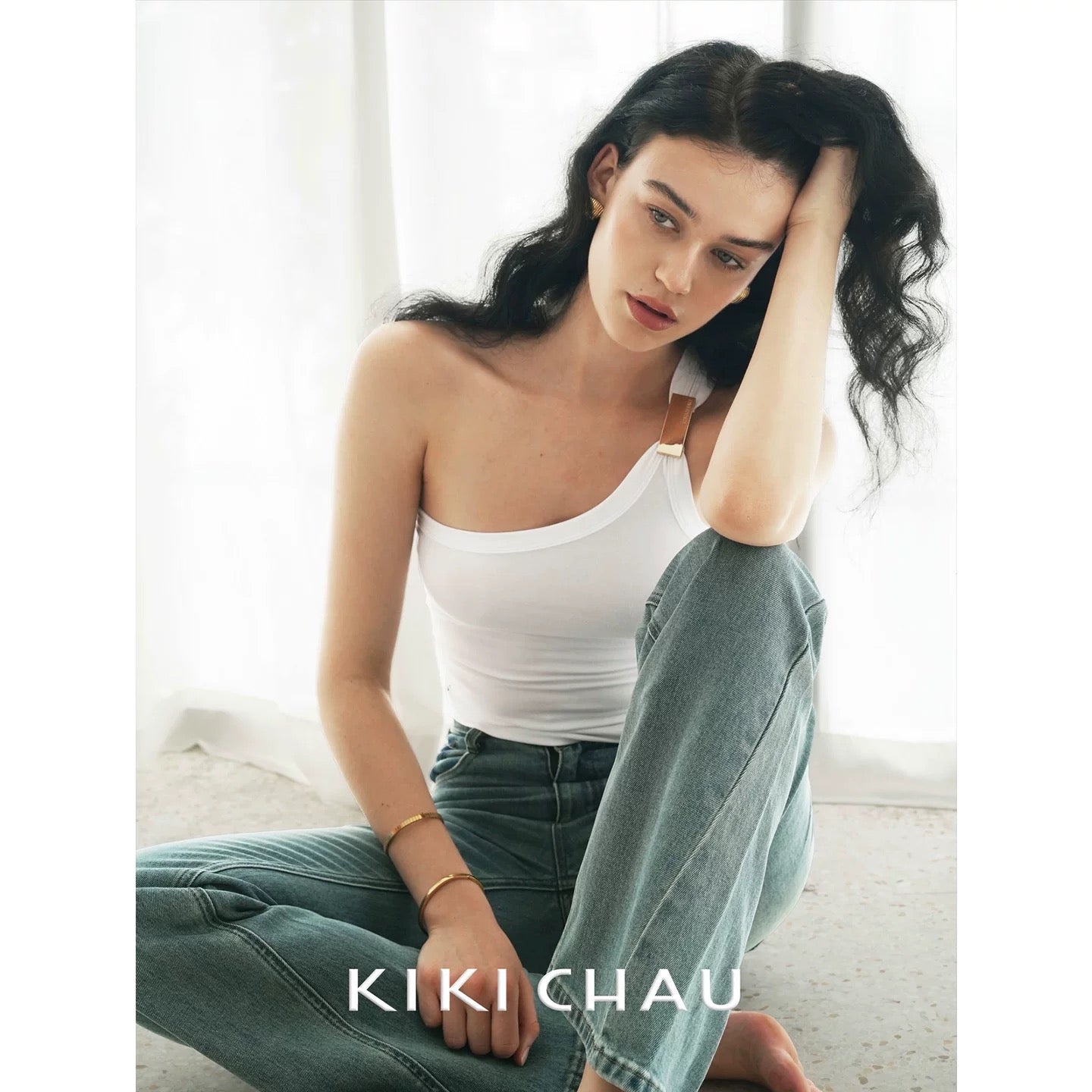 KIKI CHAU ‘GOOD LEGS’