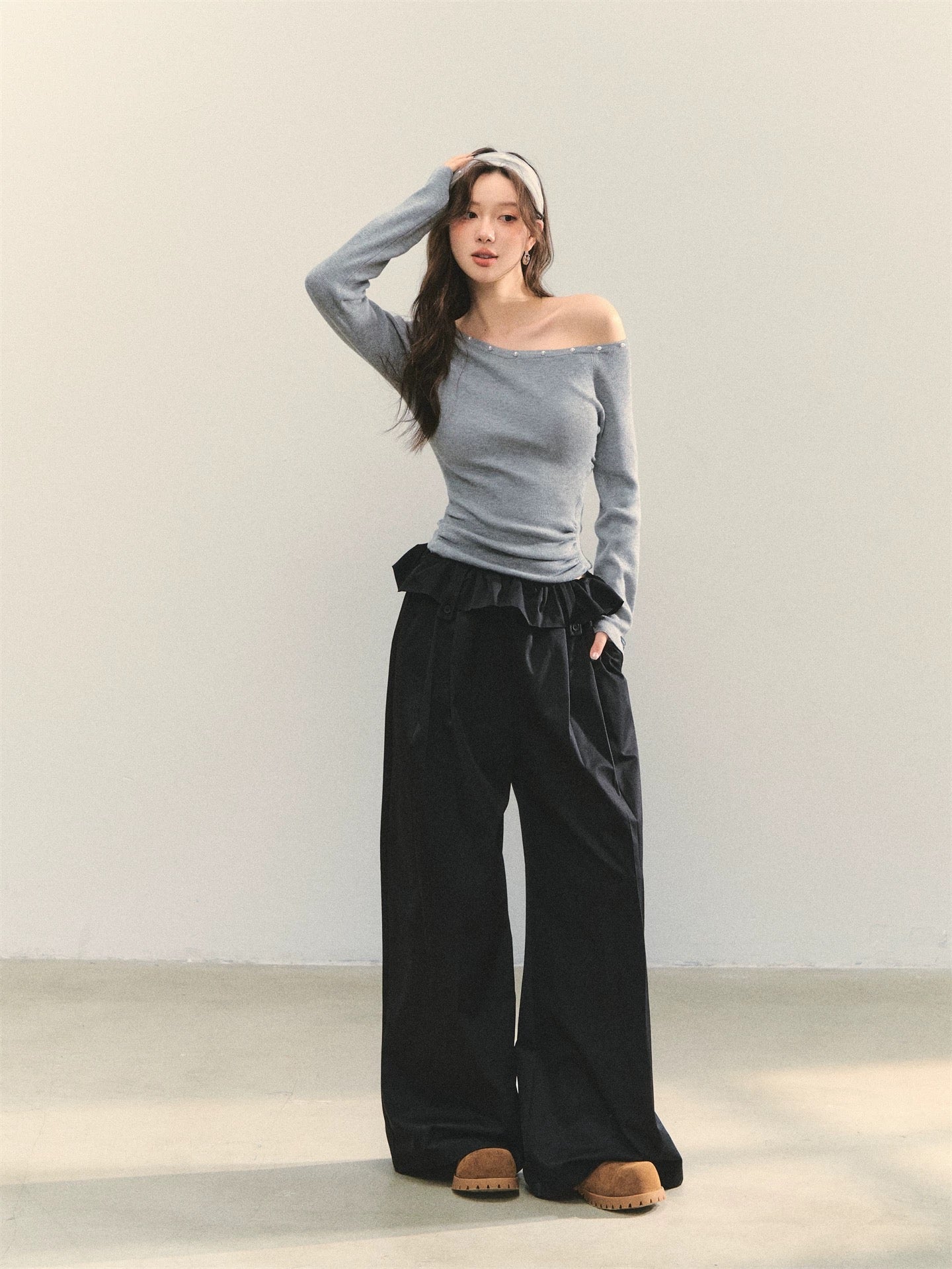 AsGony ASG25358 Pearl decoration base off shoulder top