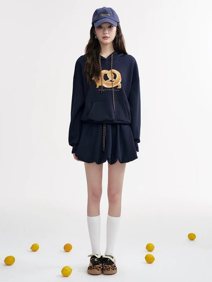 16DEWS 16D25021&16D25022 Pretzel bread printed sweatshirt + skirt set