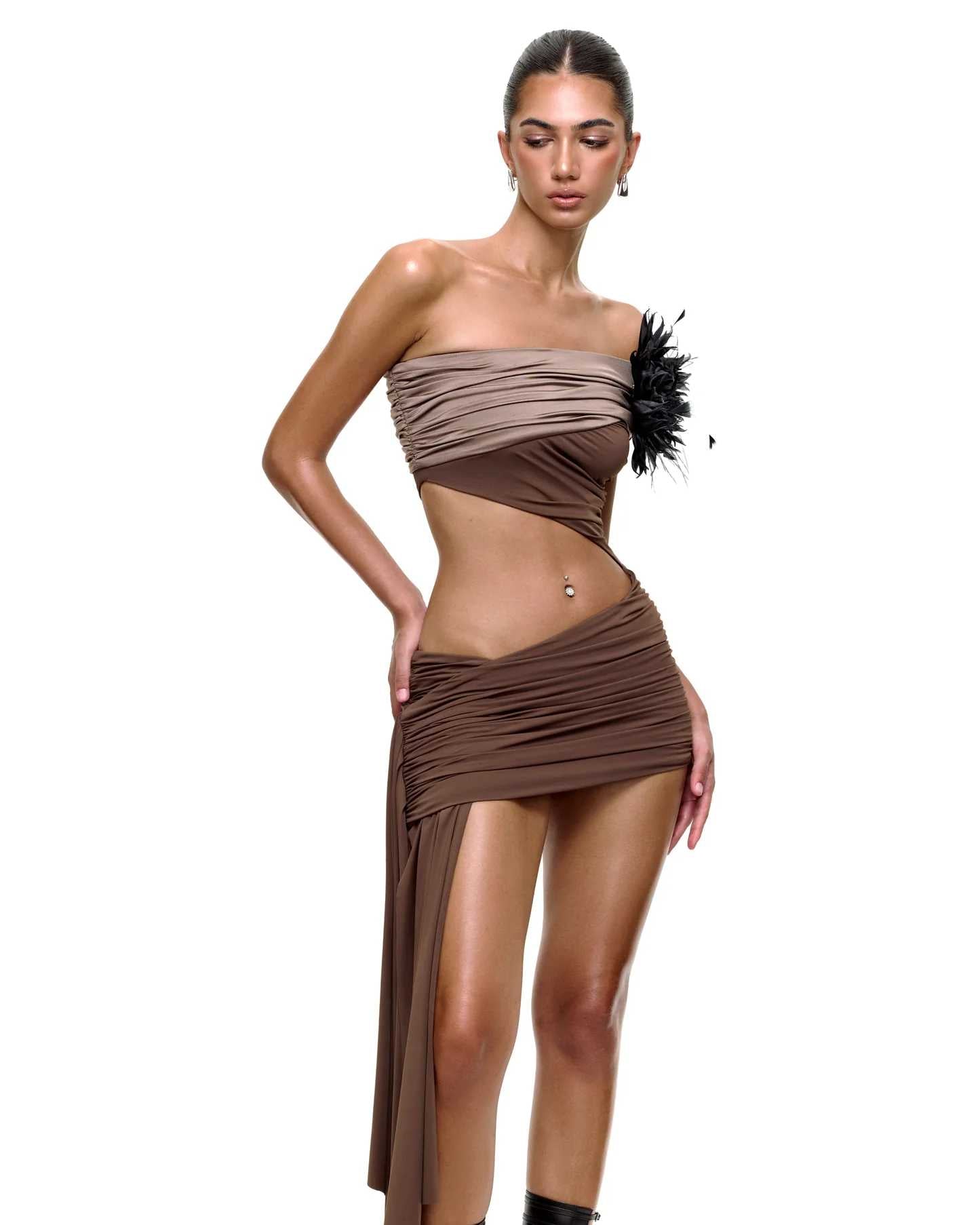 Bupbes Iman Dress & Tess Brooch