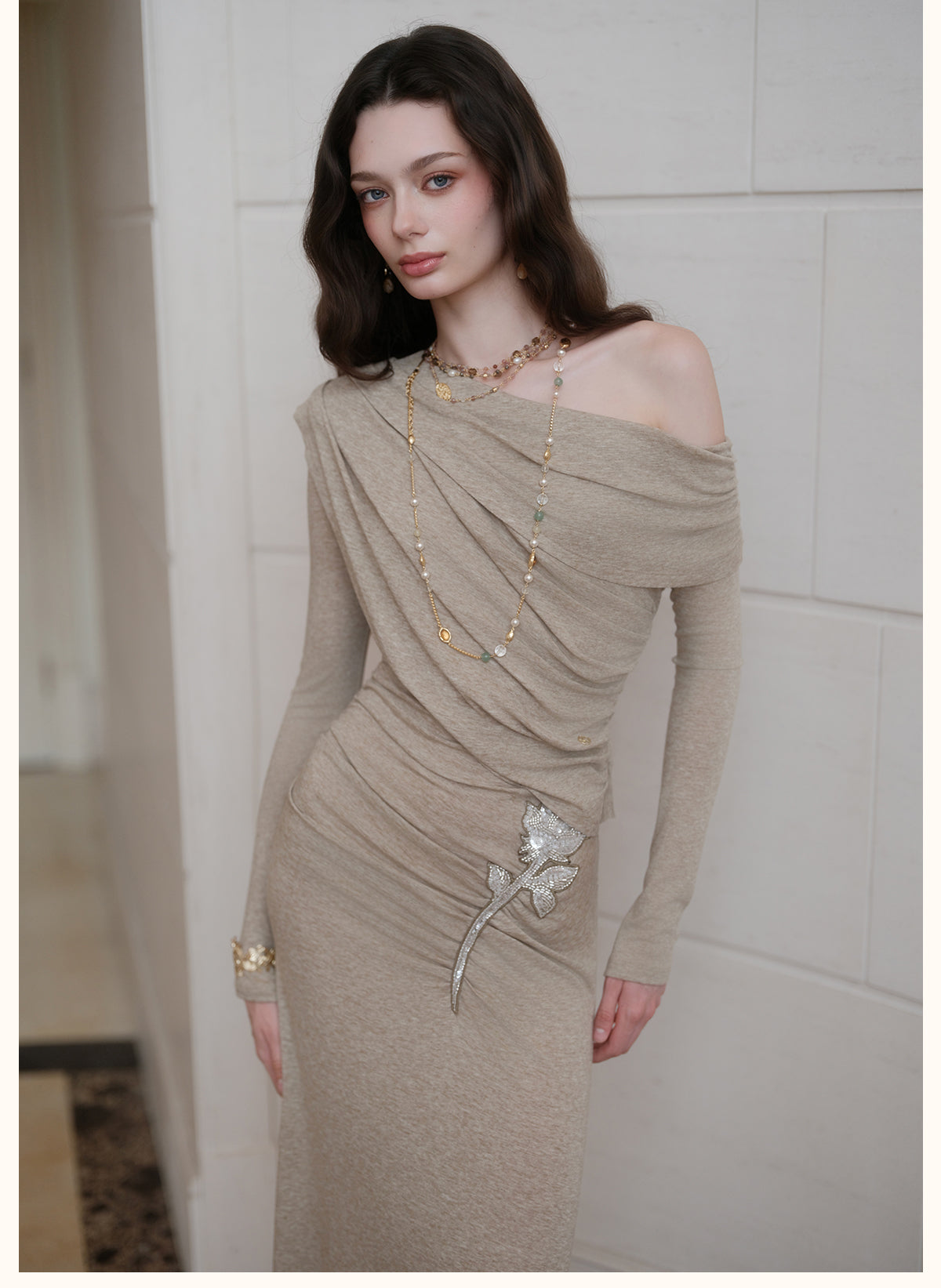 SHEERLUCK SLLYQ26709 Rosette Slim-Fit Asymmetric Off-Shoulder Dress-Sage Green