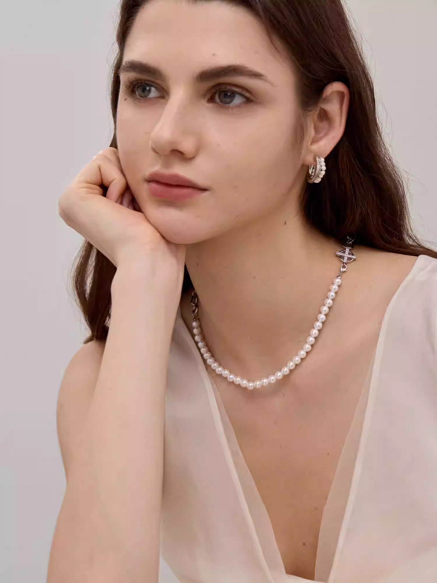 ARSIS Flowing light splicing necklace