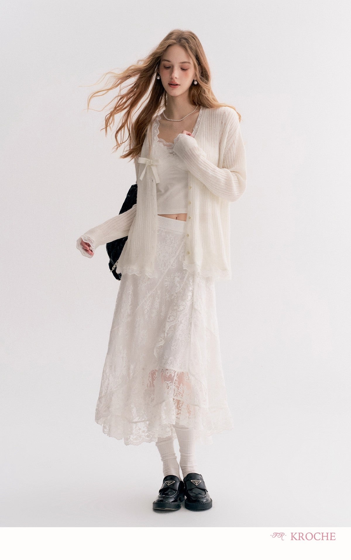 Kroche Oversized V-Neck Long-Sleeve Cardigan