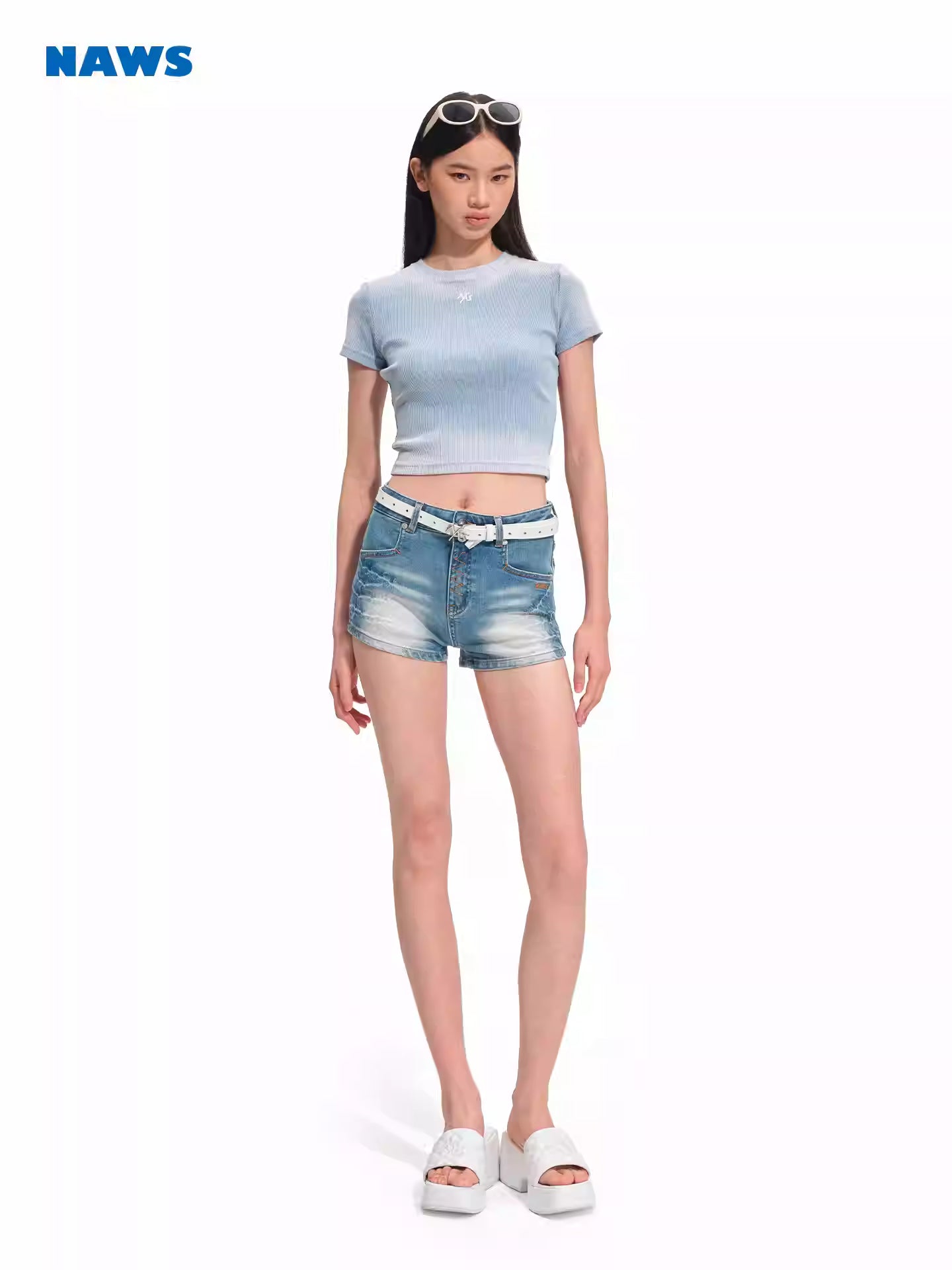 NAWS Washed twill mid waist tight shorts