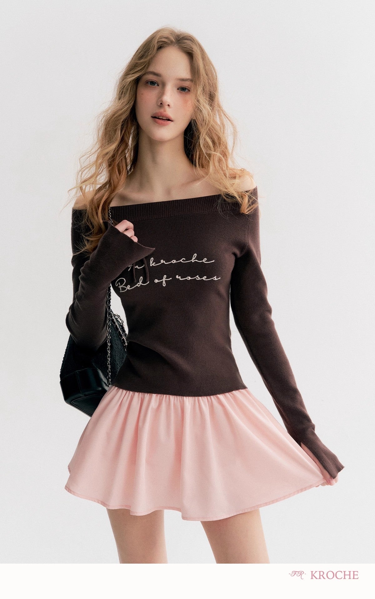 Kroche Reversible Neck Slim-Fit Long-Sleeve Knit Top(2 color)