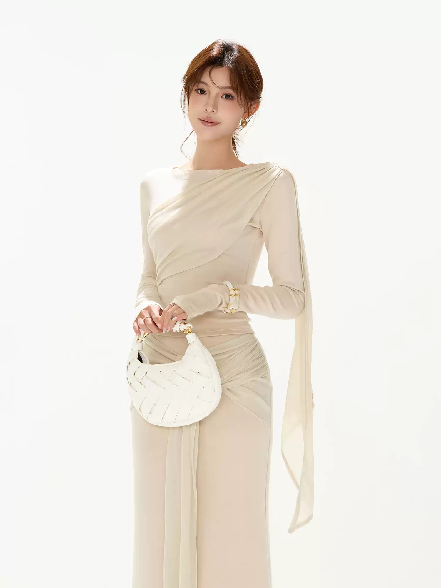 CYNR Slim fit pleated ribbon top + tied long skirt