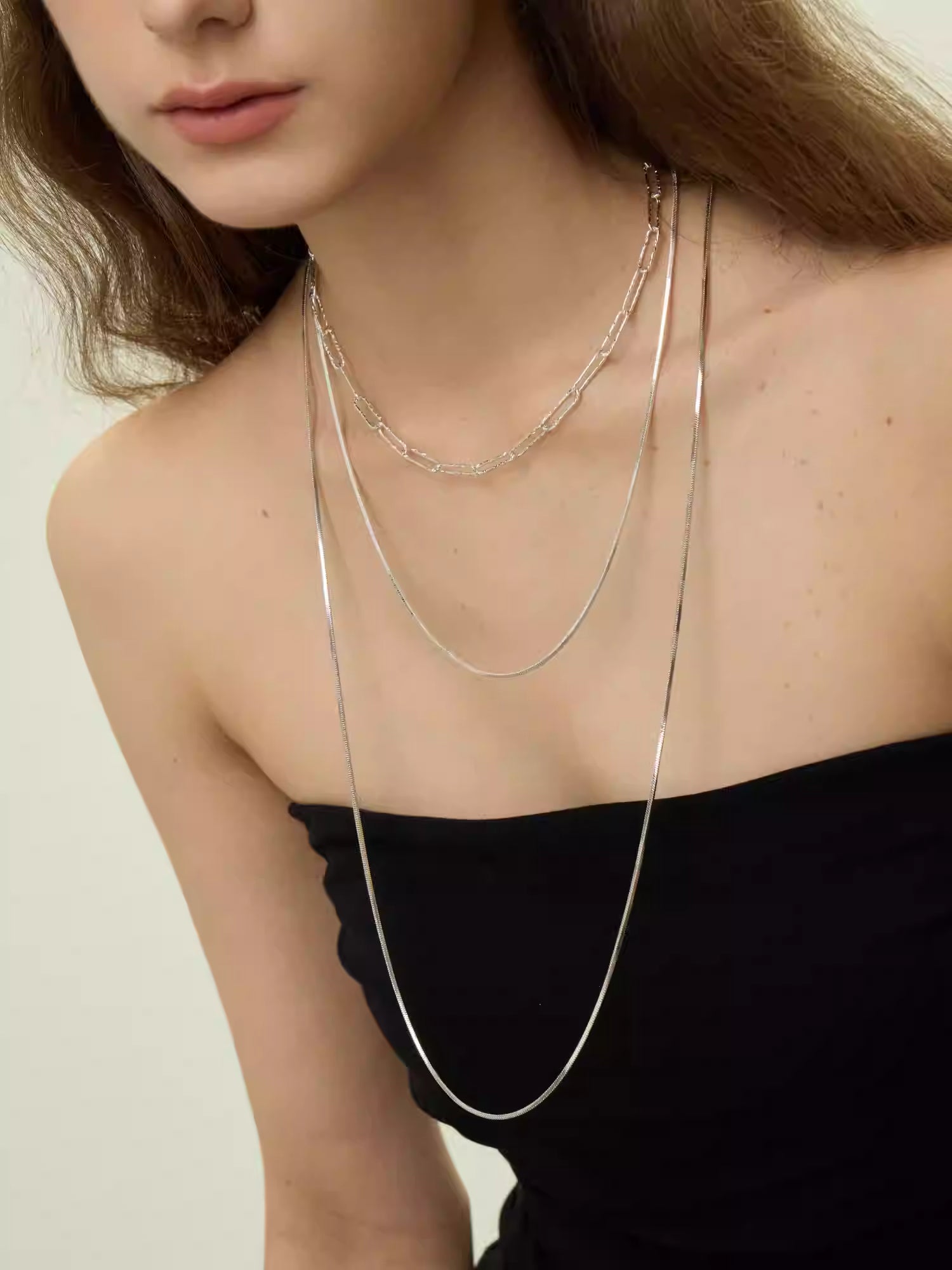 ARSIS Y-shaped minimalist layered necklace