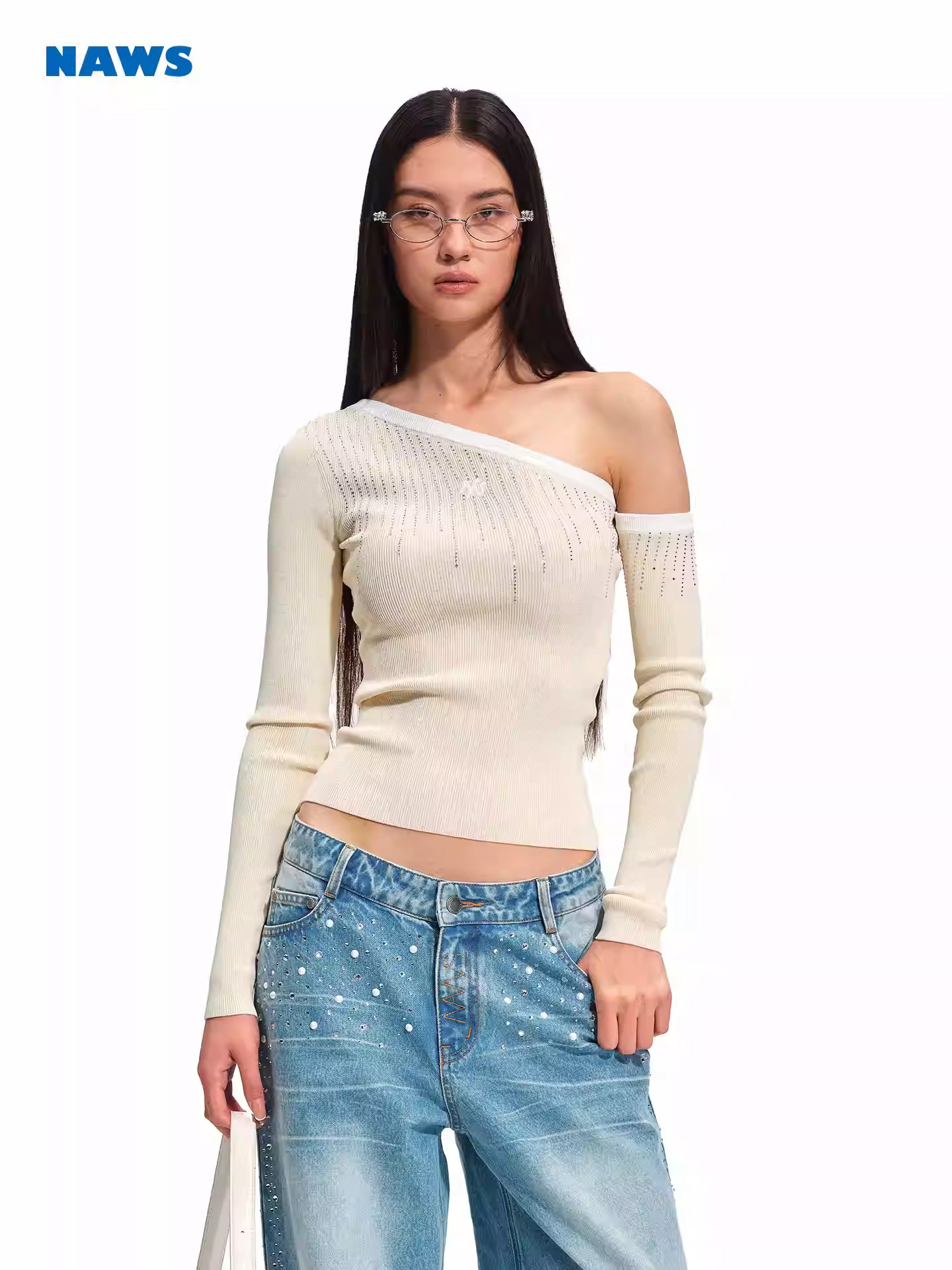 NAWS Off shoulder slim fit long sleeved knitted top