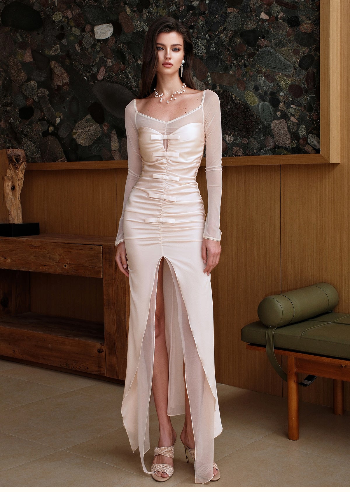 SHEERLUCK SLLYQ25220 Long sleeved strapless dress(3color)