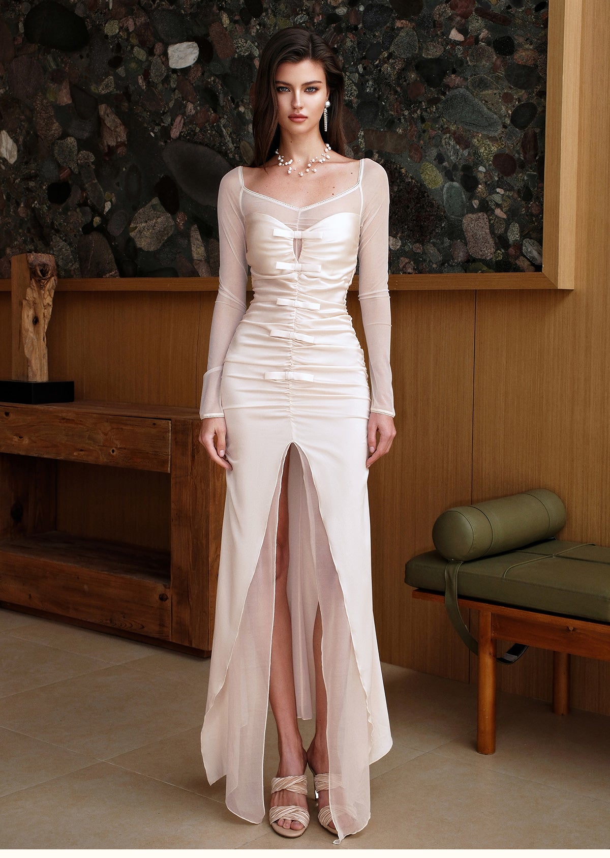 SHEERLUCK SLLYQ25220 Long sleeved strapless dress(3color)