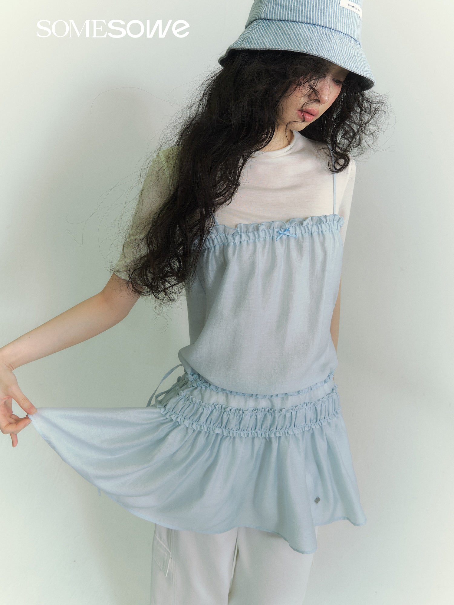 SOMESOWE S2609067&S2609068 Wool high neck T-shirt + Lace patchwork camisole dress