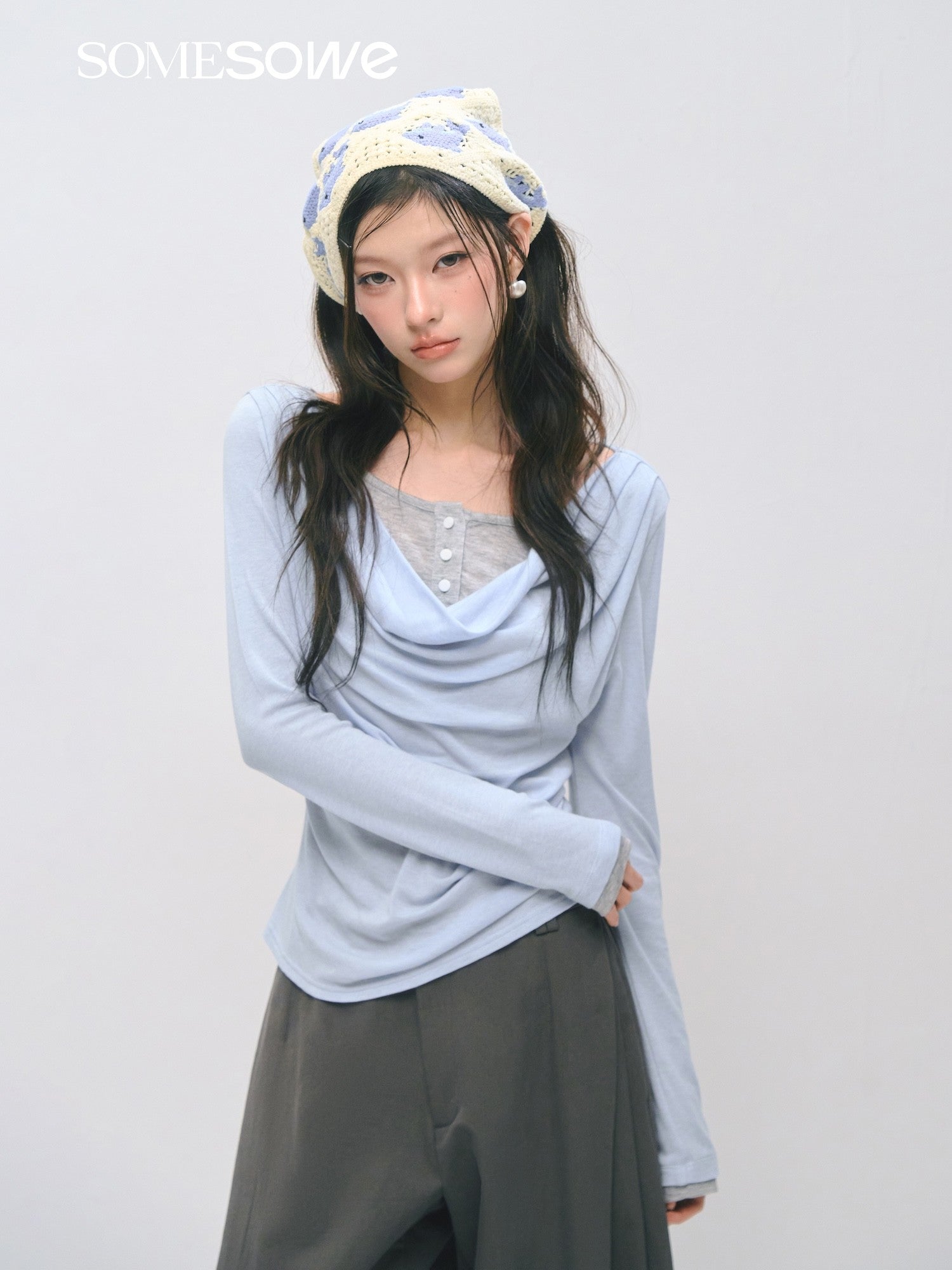 SOMESOWE S2509021 Fake Two Swinging Collar Waist Long Sleeve T-shirts