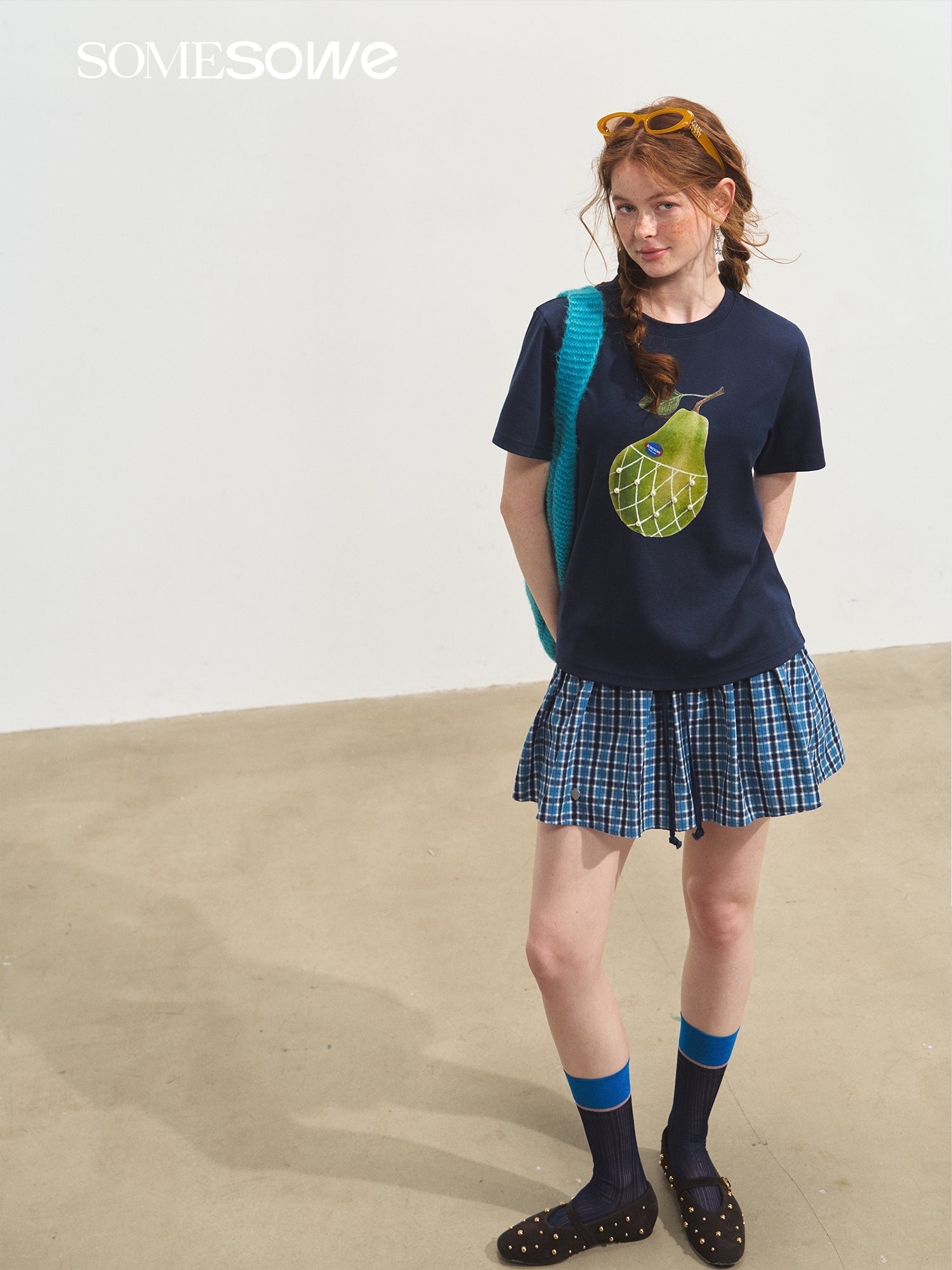 SOMESOWE S2508098 Pear print loose T-shirt (2color)