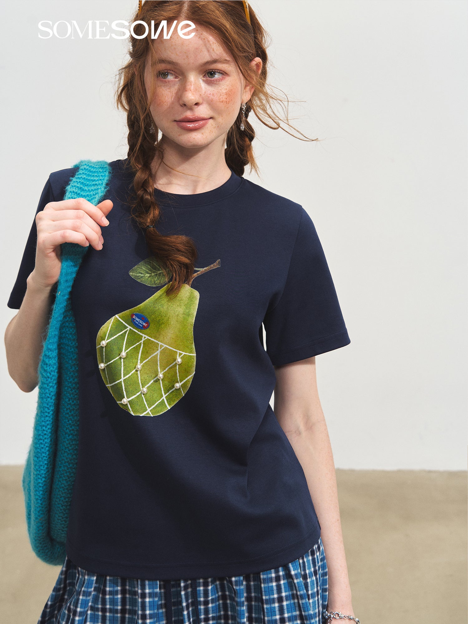 SOMESOWE S2508098 Pear print loose T-shirt (2color)