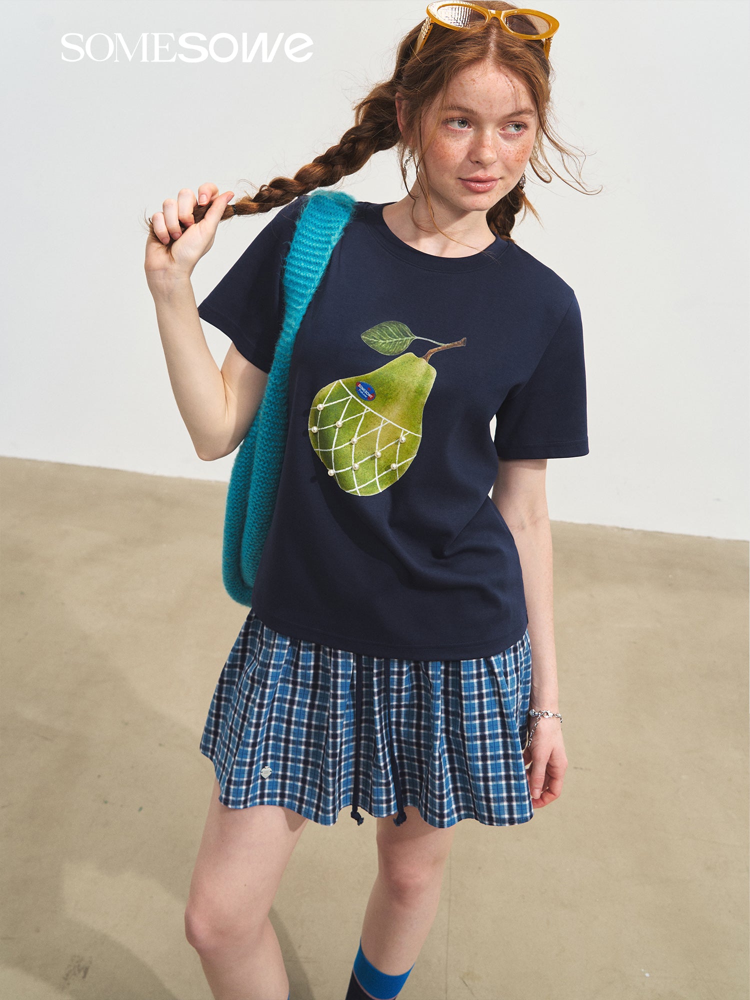 SOMESOWE S2508098 Pear print loose T-shirt (2color)