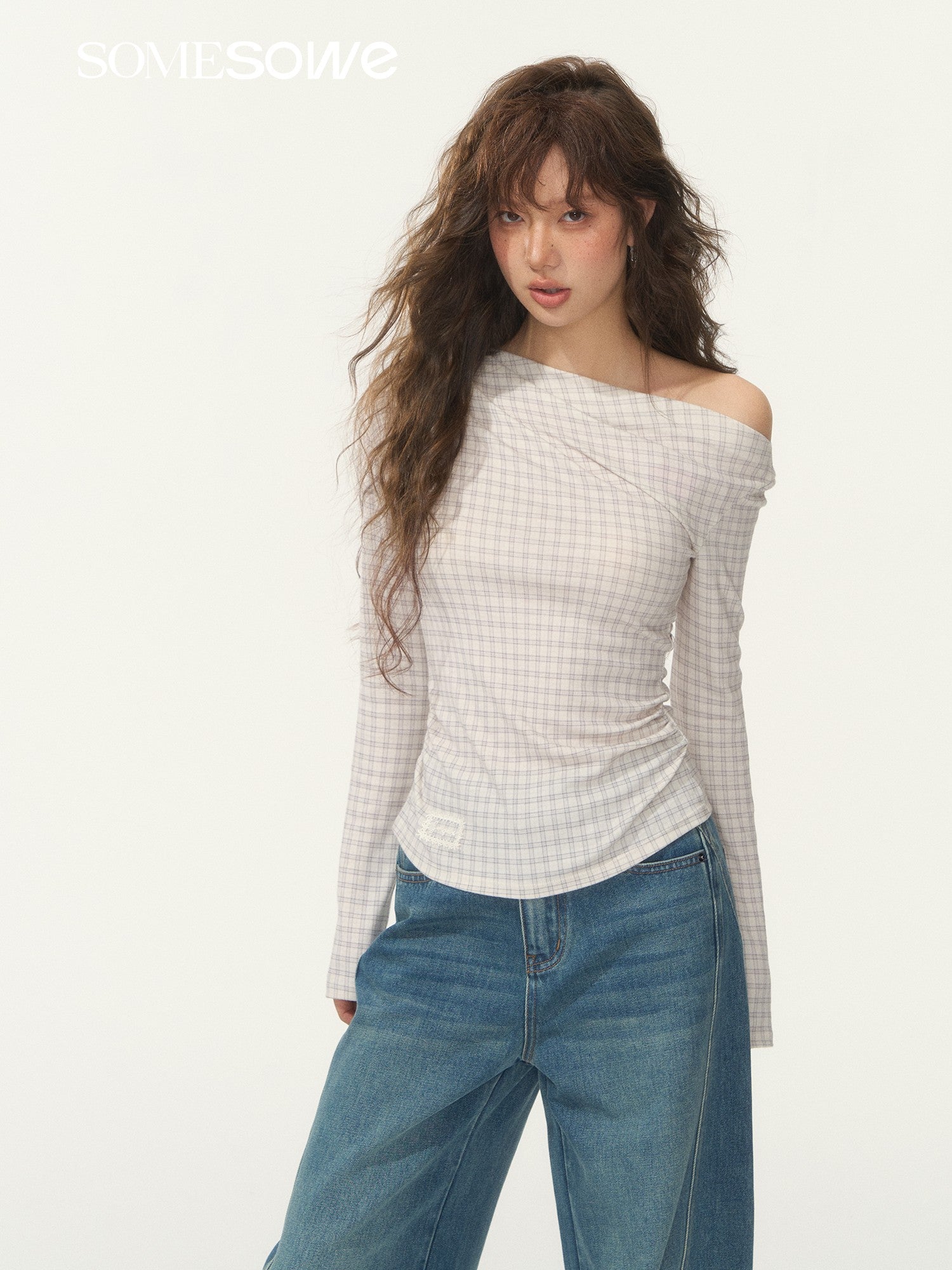 SOMESOWE S2508260 Velvet plaid diagonal shoulder pleated long sleeved T-shirt