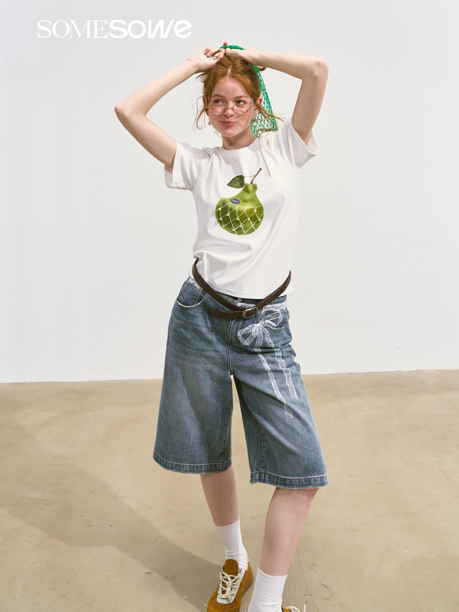 SOMESOWE S2508098 Pear print loose T-shirt (2color)