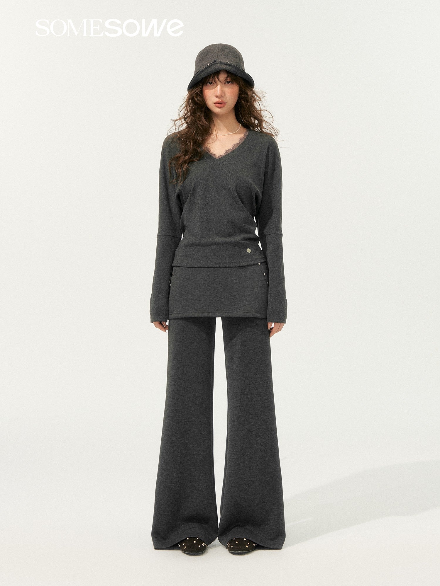 SOMESOWE S2508189&S2508190 Lazy style bat sleeve V-neck top + pants set