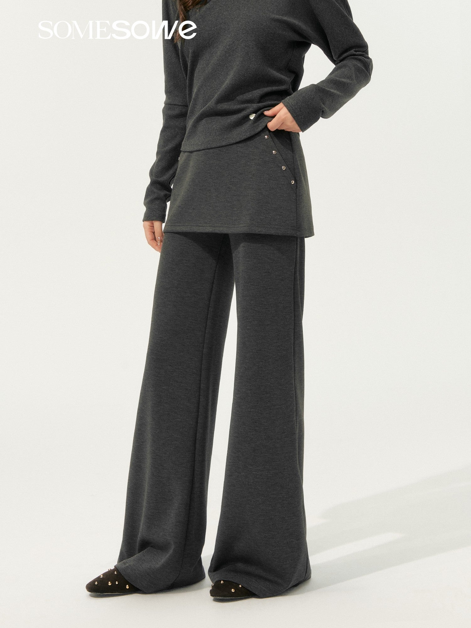 SOMESOWE S2508189&S2508190 Lazy style bat sleeve V-neck top + pants set