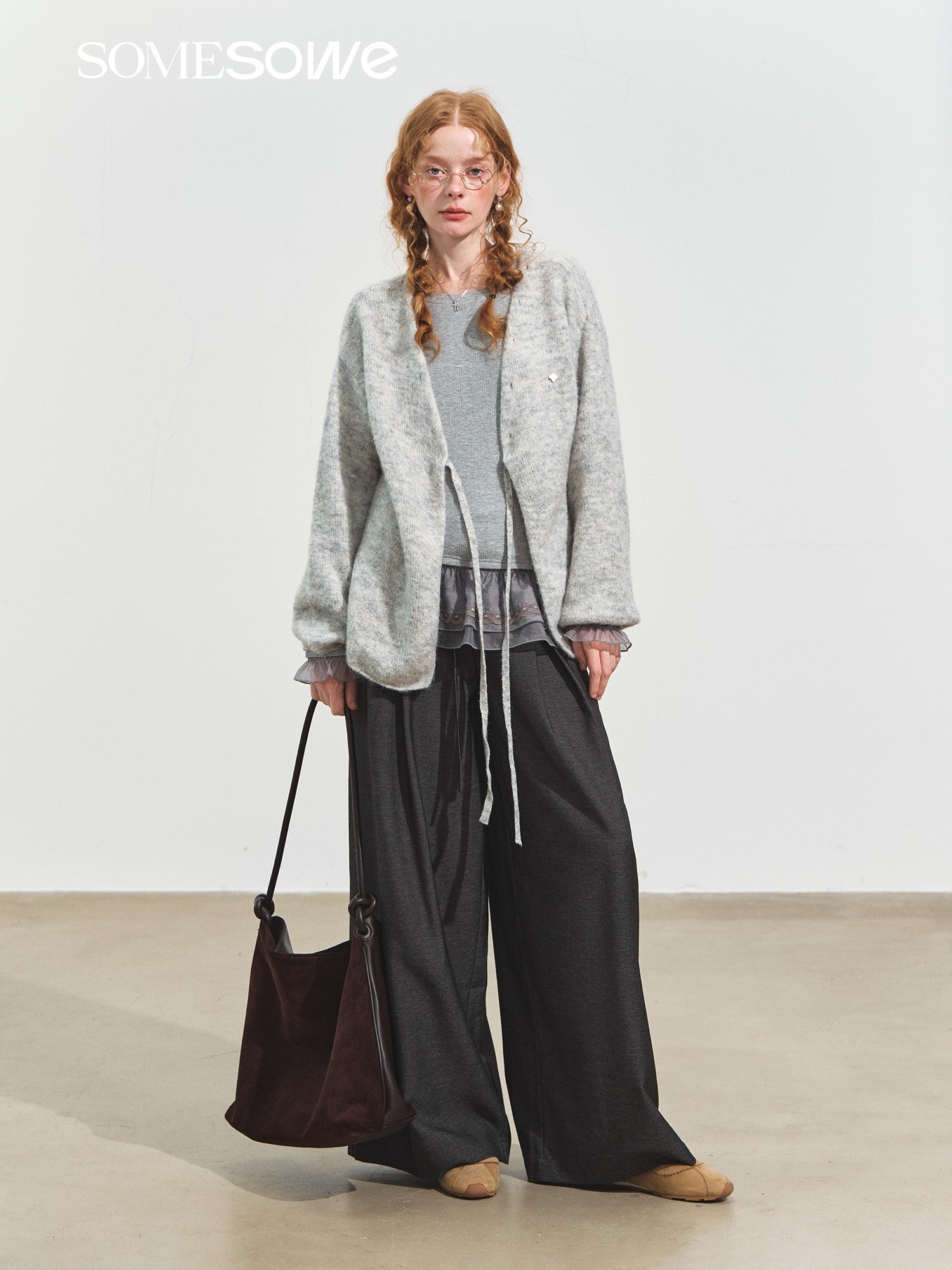 SOMESOWE S2508234 Lace up V-neck cardigan