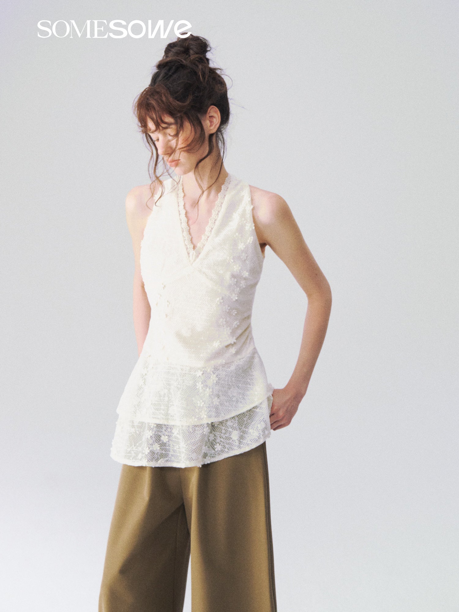 SOMESOWE S2609110 Hollow jacquard V-neck vest