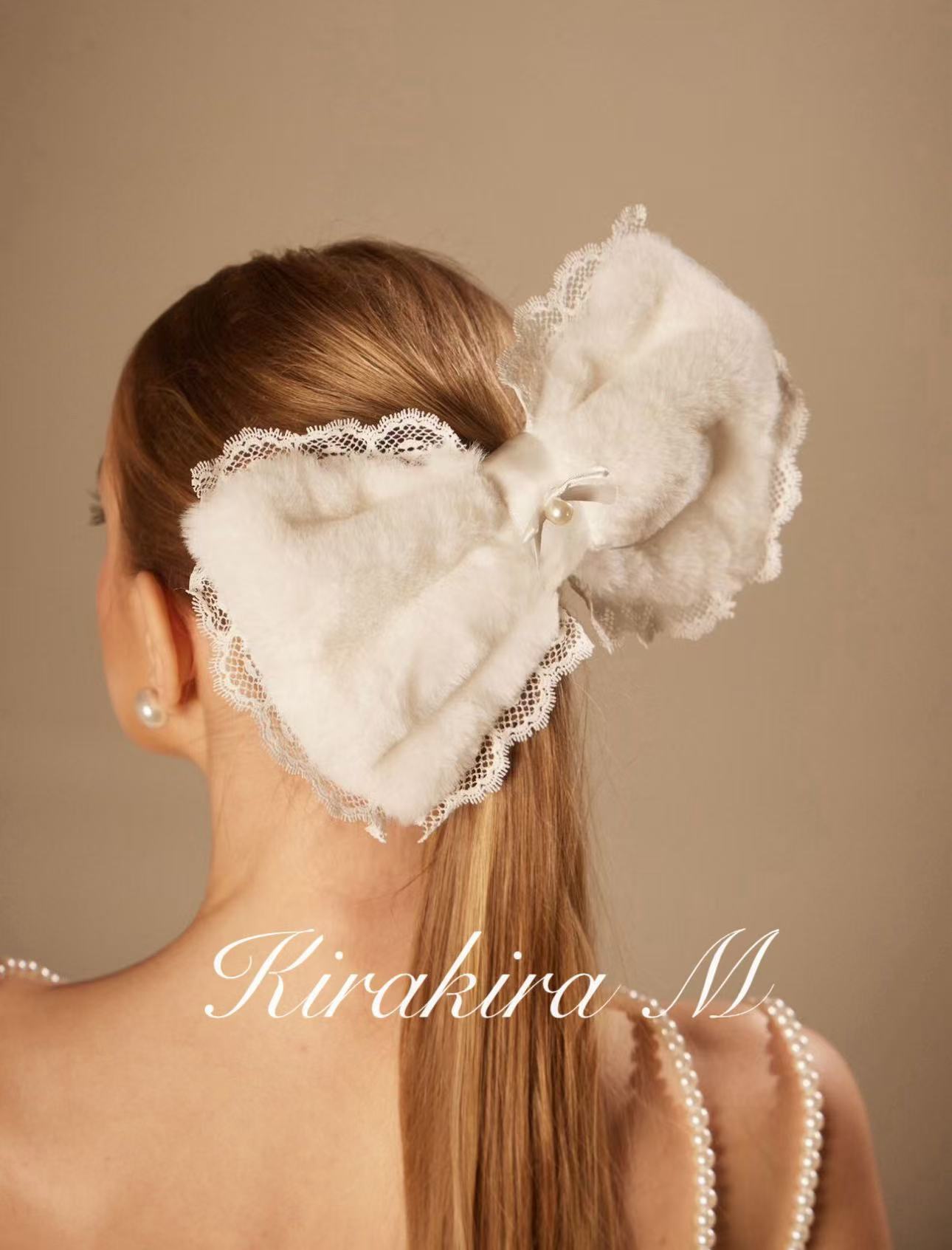 KiraKira.M K1211060 "Wonderlust" Bow Clip