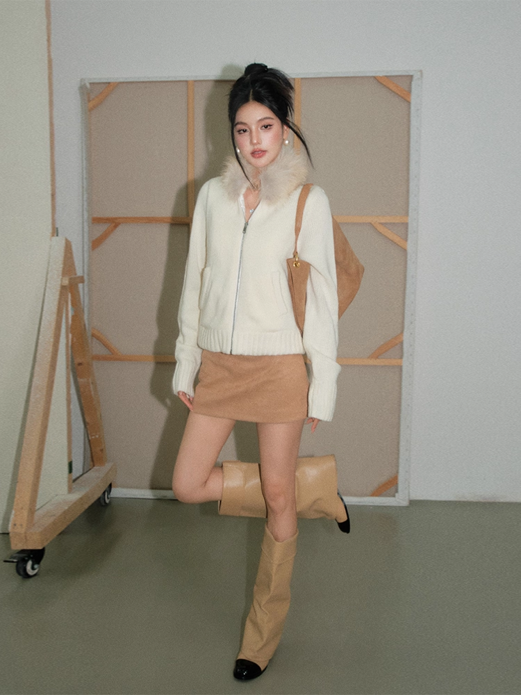 OLIVIA DUO DWT25423 Fur-Collar Top and Belted Brown Culottes Set