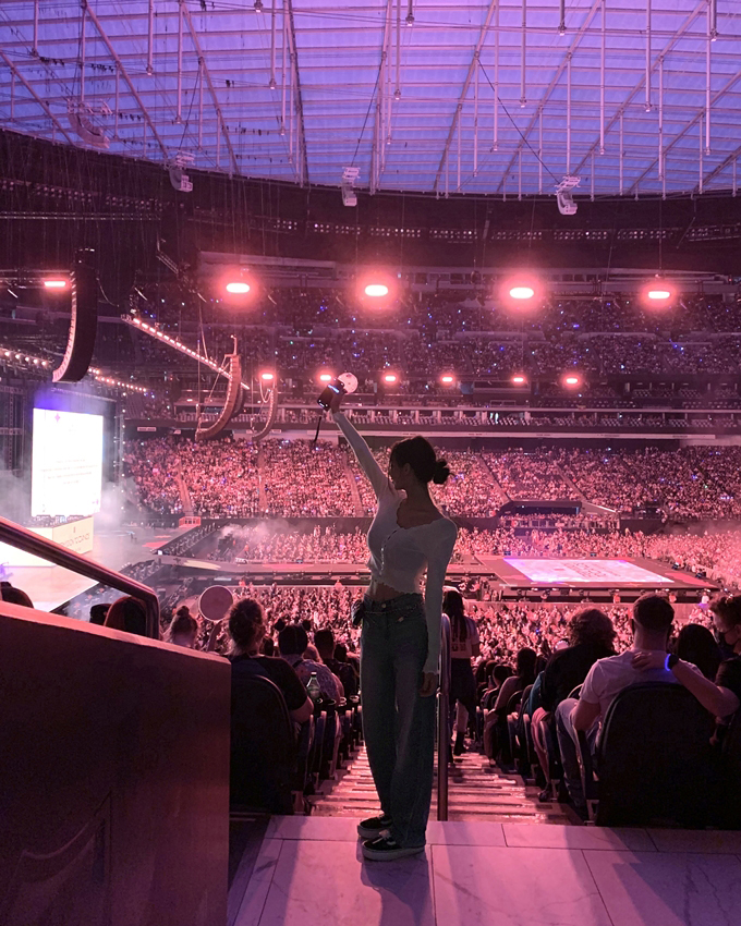 Guse Soft Unwashed Denim Trousers