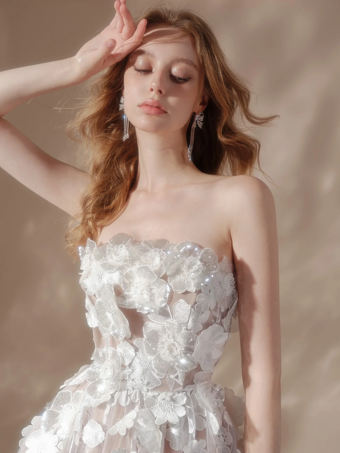 IN-STOCK wardrobes by chen white flower bodice dress