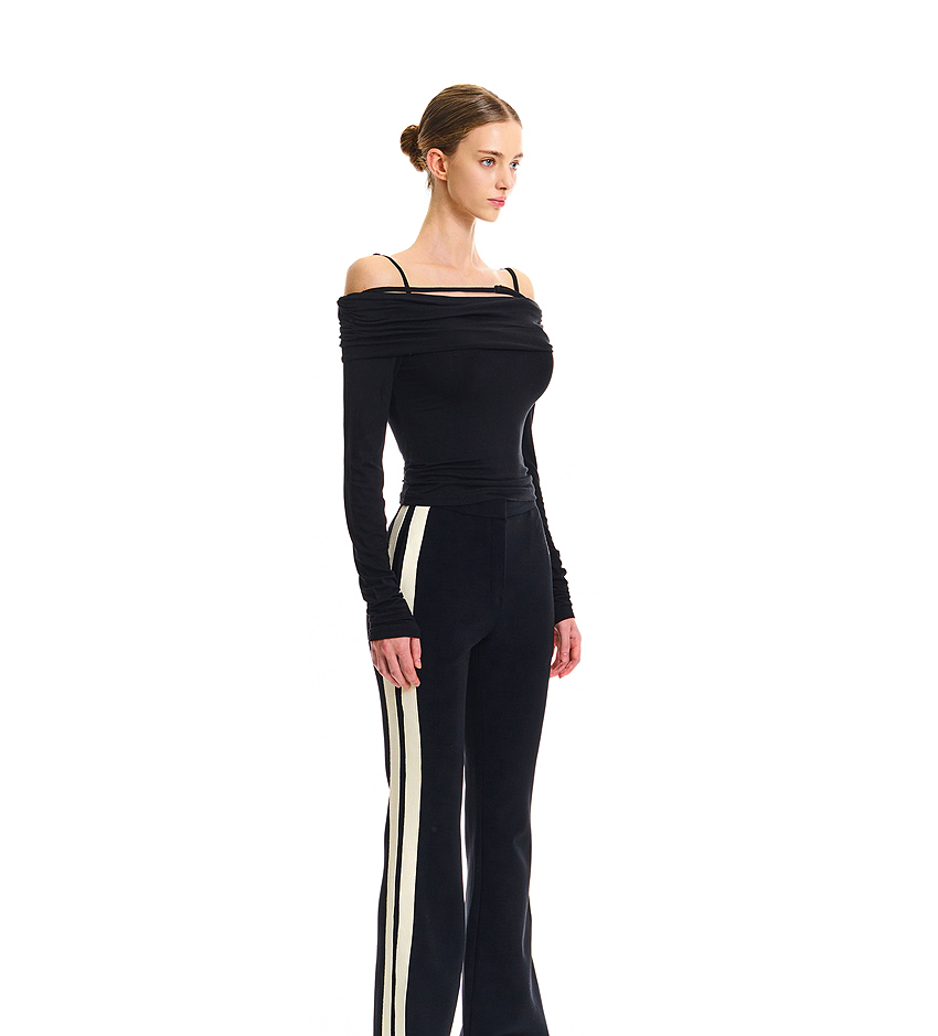 Guse Off-shoulder top(3color)