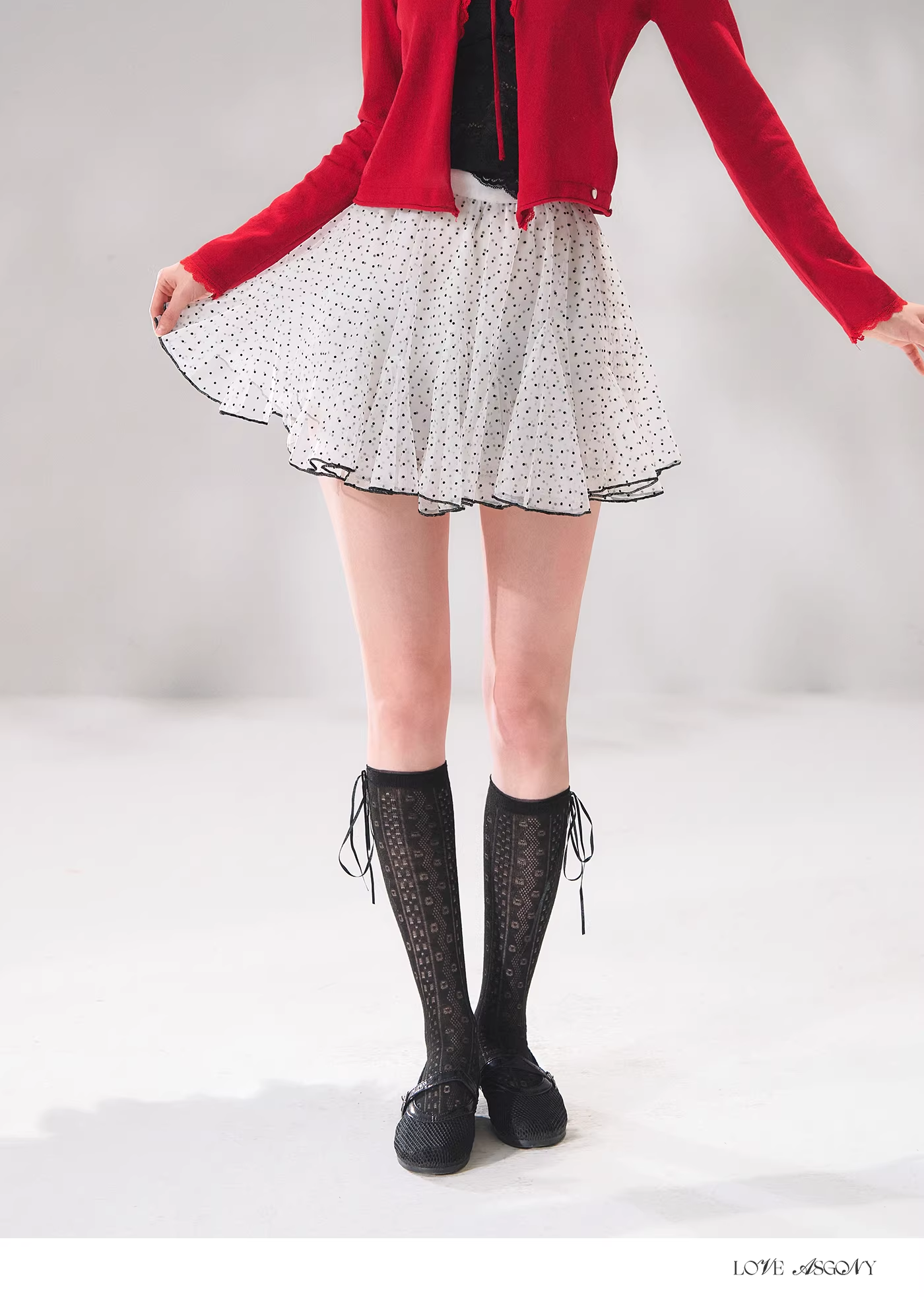 AsGony ASG26054 Polka dot fluffy mesh short skirt