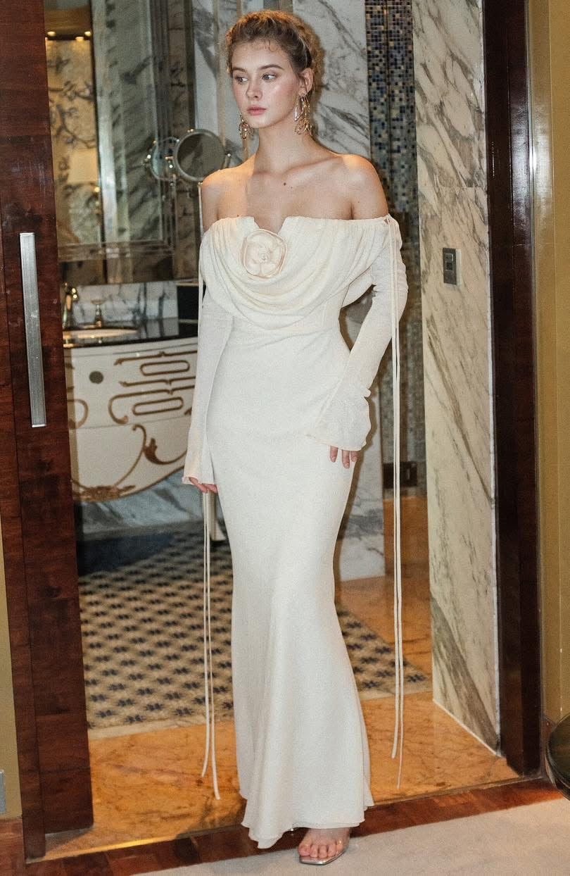 OIA Pamela Dress-white